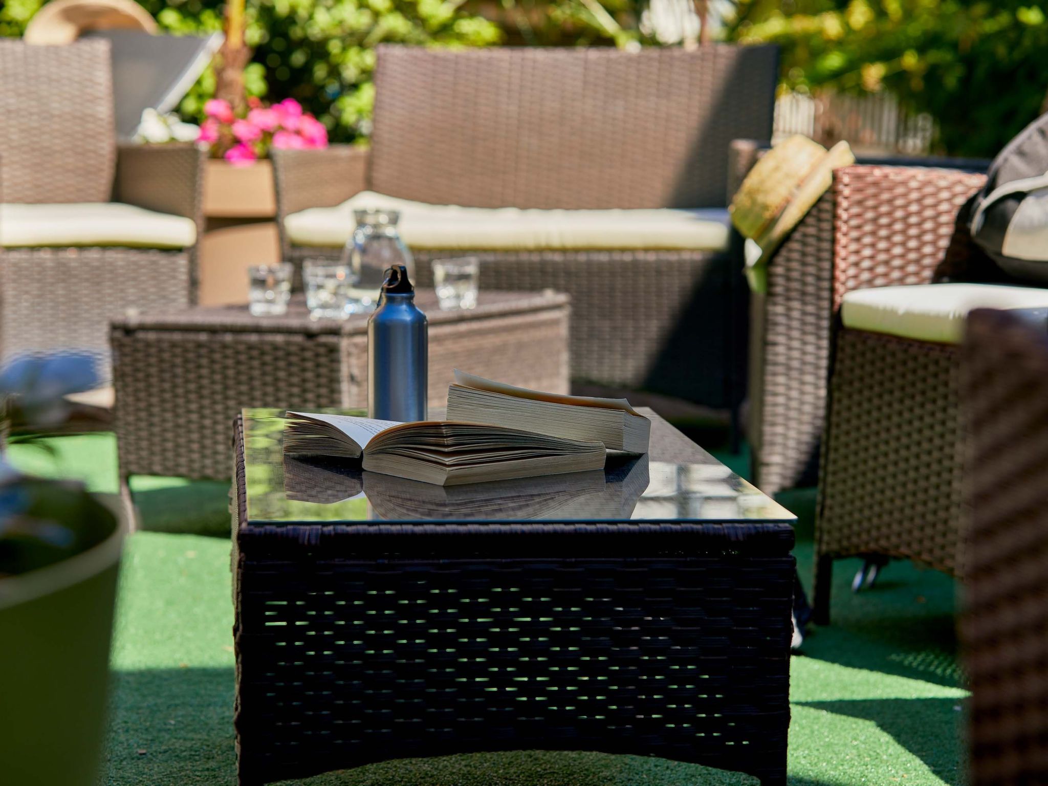 Schönes Dachgeschosszimmer mit großem Balkon BV5-Inside