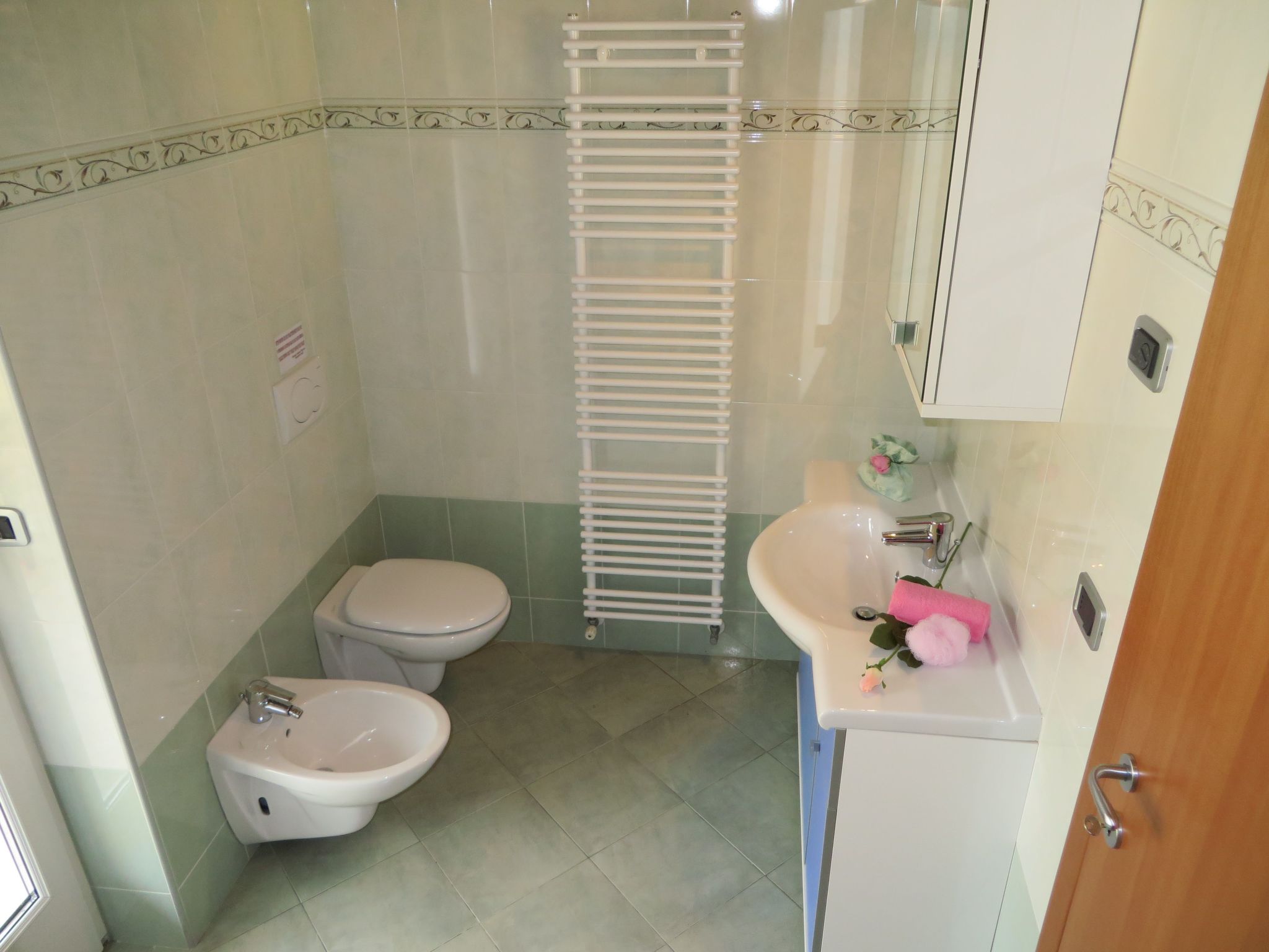 Superior-Dachgeschosszimmer mit großem Balkon BV4-Inside