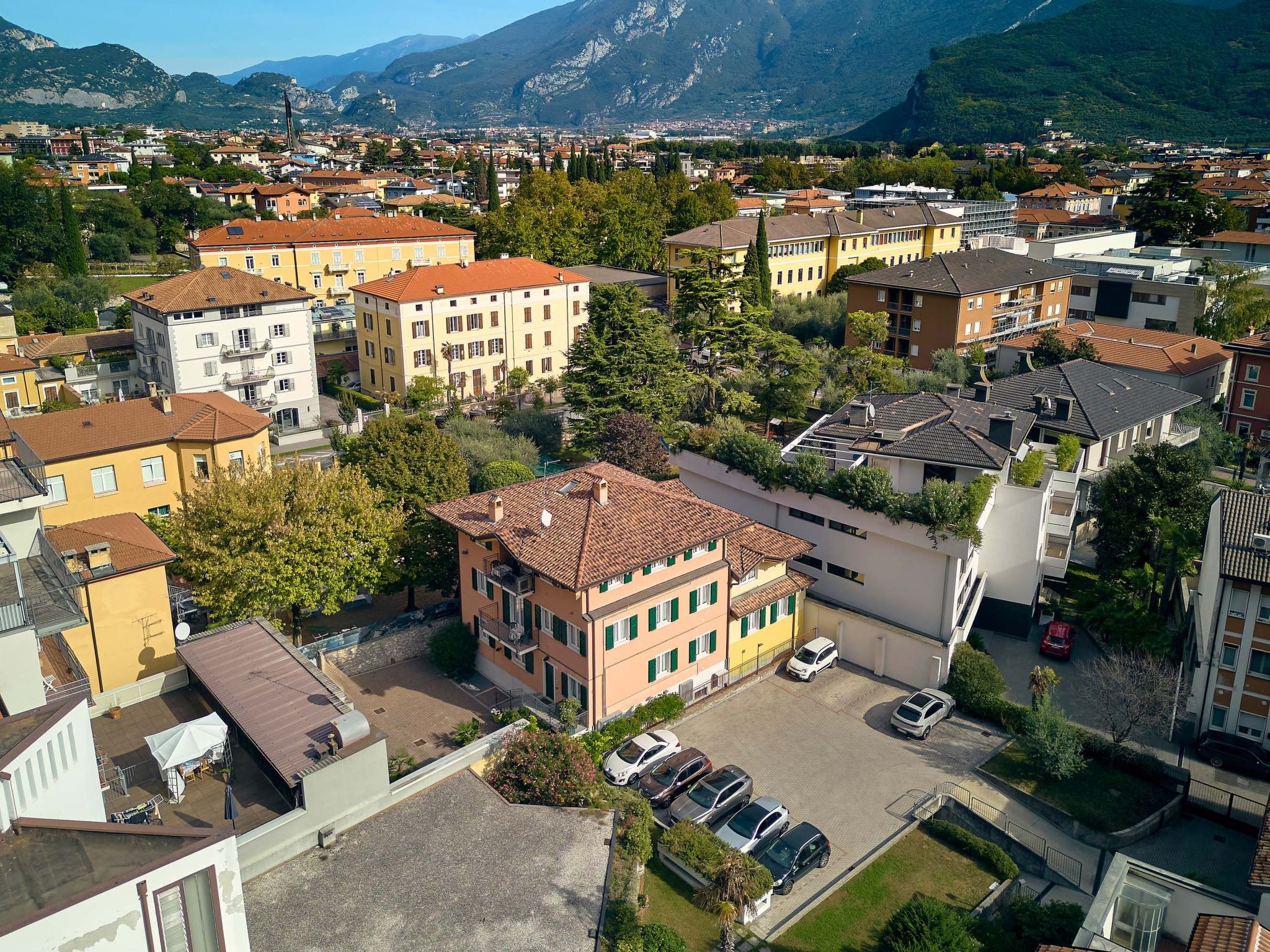 Superior-Dachgeschosszimmer mit großem Balkon BV4-Inside