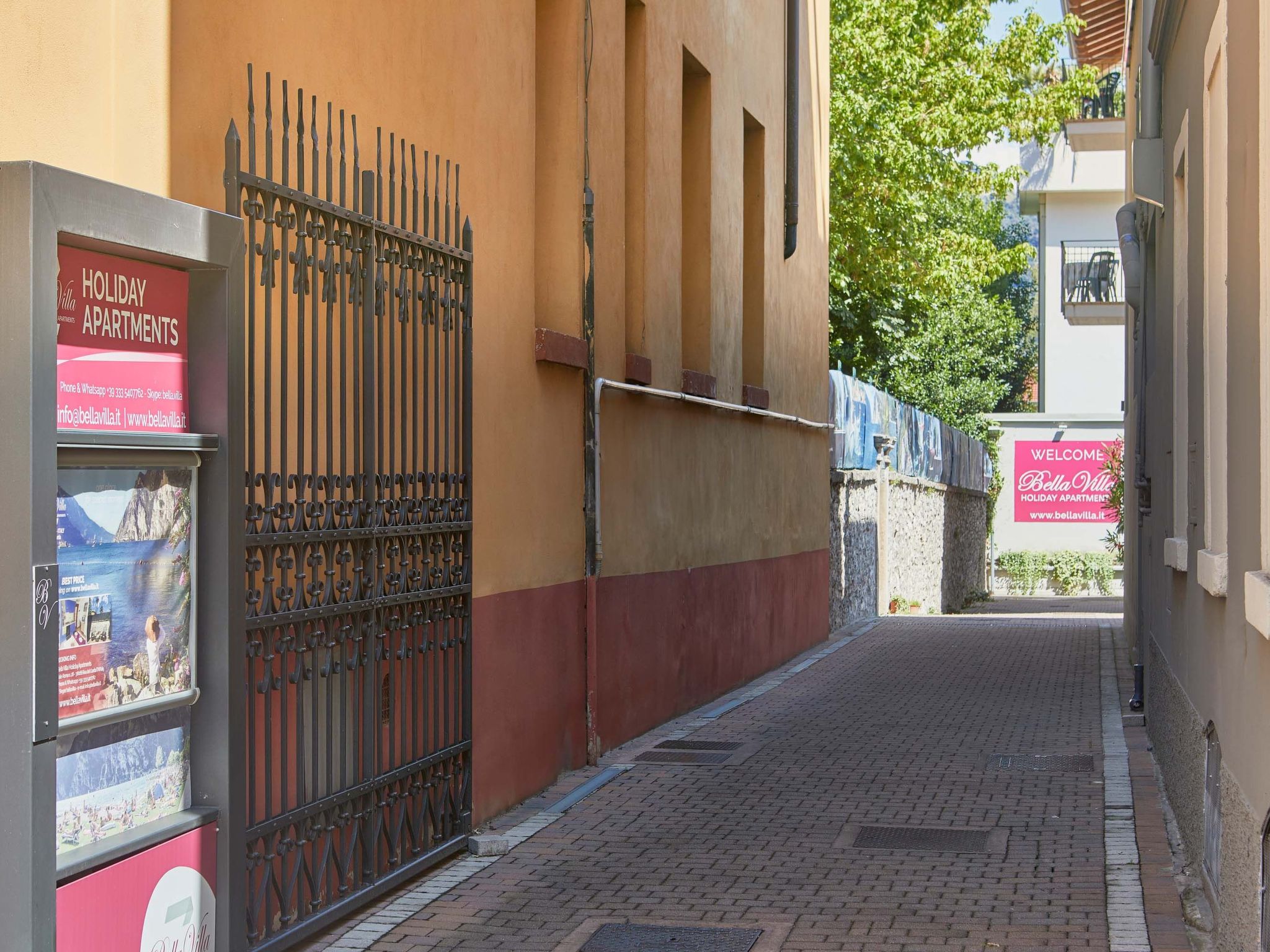 Superior-Dachgeschosszimmer mit großem Balkon BV4-Inside