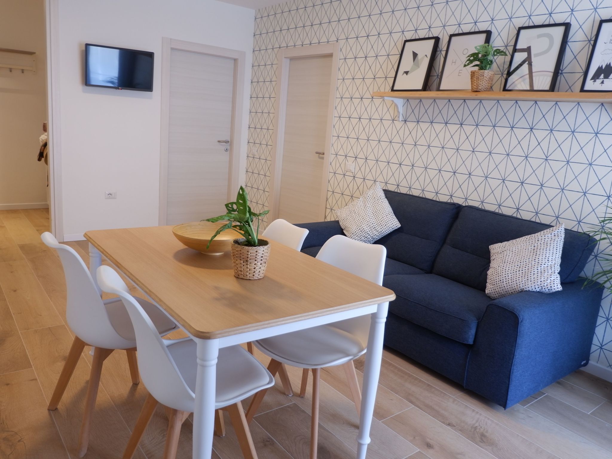 Für 2 Personen  + 3 Kinder ca. 70 m&sup2- in Torbole, Oberitalienische Seen (Ga