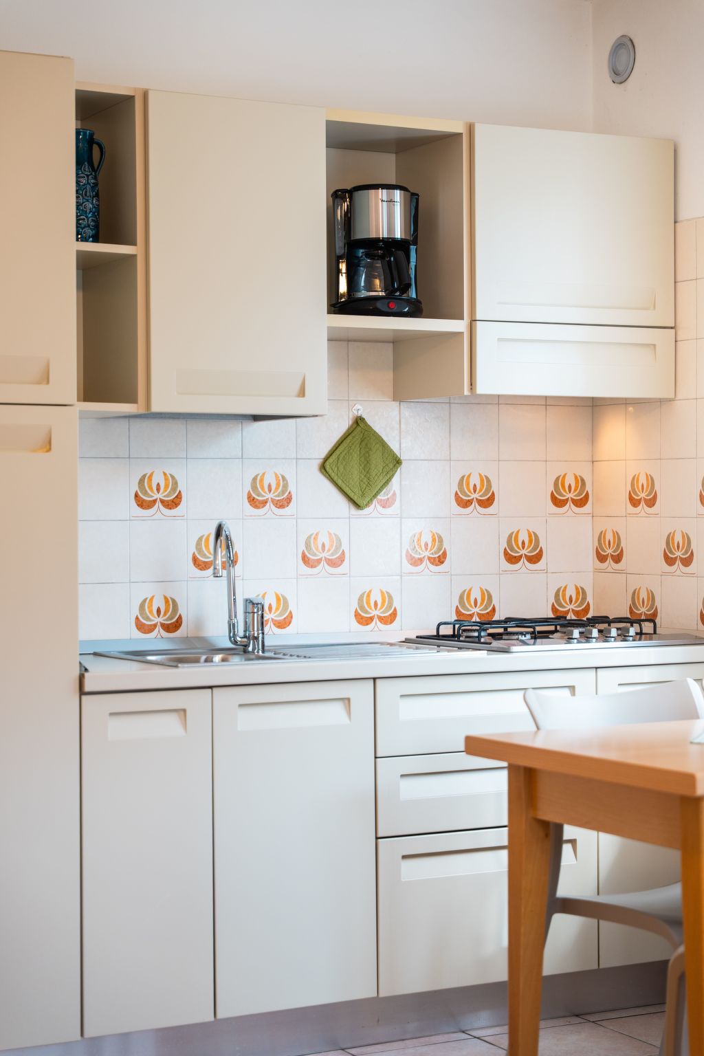 Einzimmerwohnung mit Wasserblick-Binnen