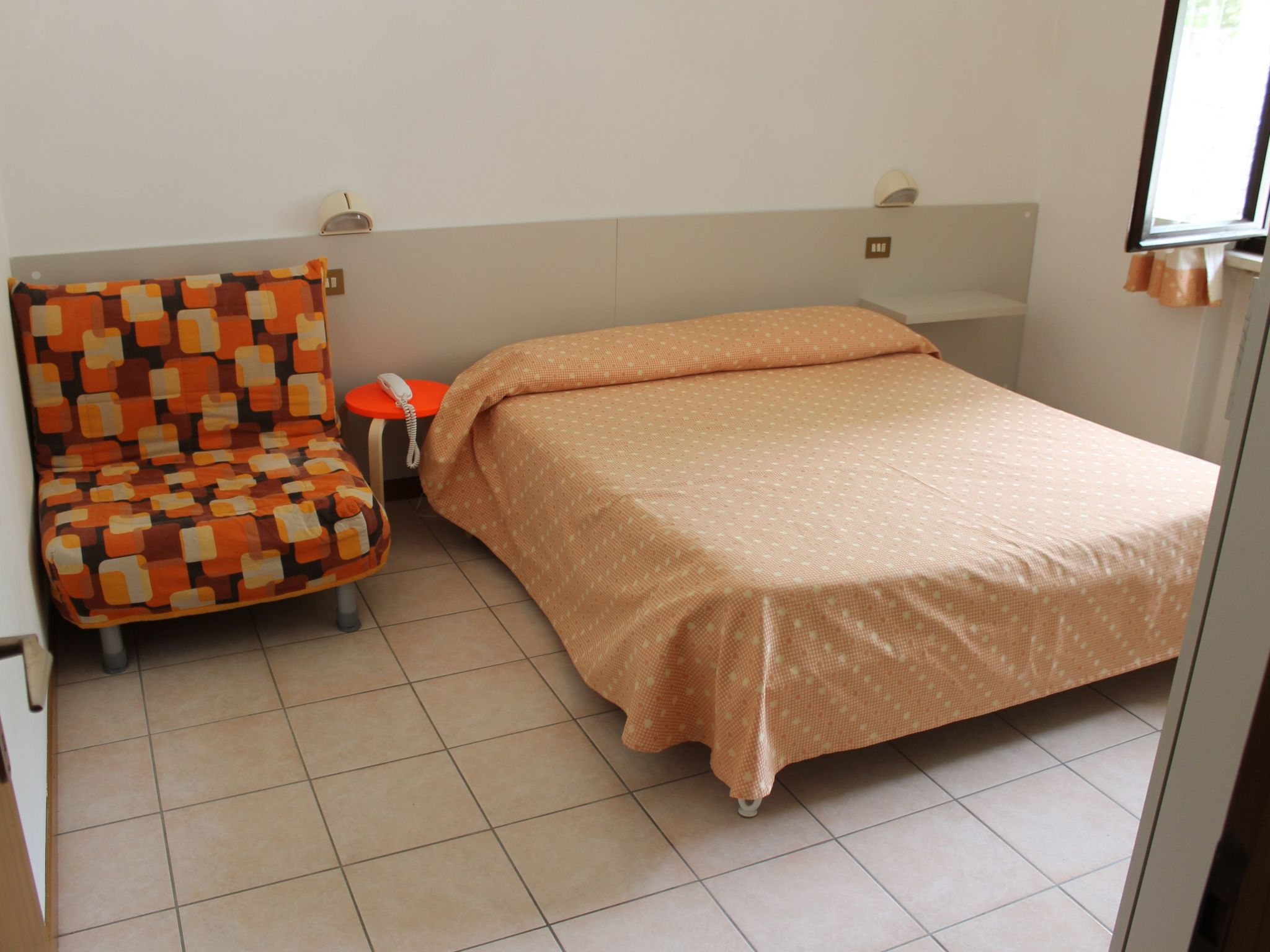 Photo of Ruhige Drei-Zimmer-Wohnung im Grünen mit Seeblick