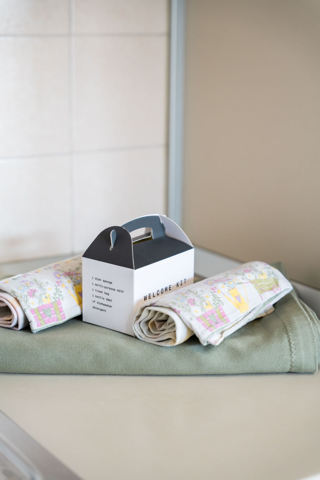 Photo of Ruhige Drei-Zimmer-Wohnung im Grünen mit Seeblick