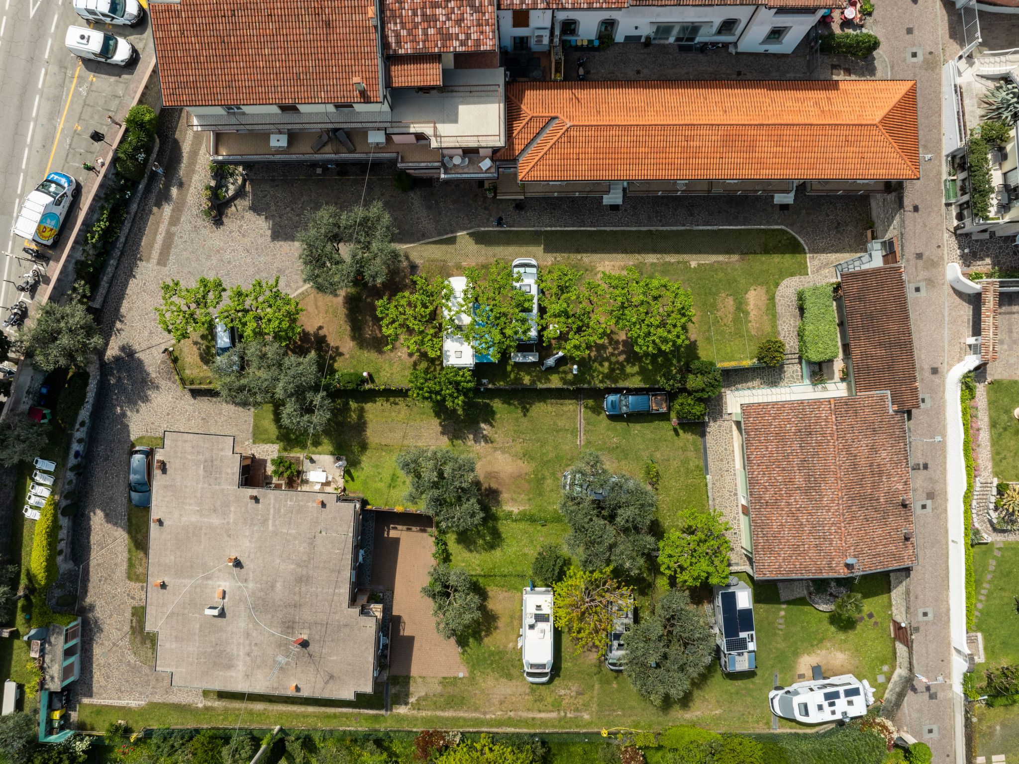 Photo of Ruhige Drei-Zimmer-Wohnung im Grünen mit Seeblick