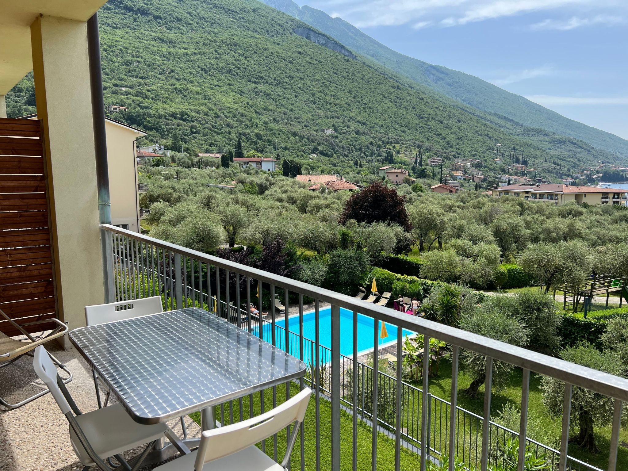 Zwei-Zimmer-Wohnung mit Seeblick-Image-tags.info