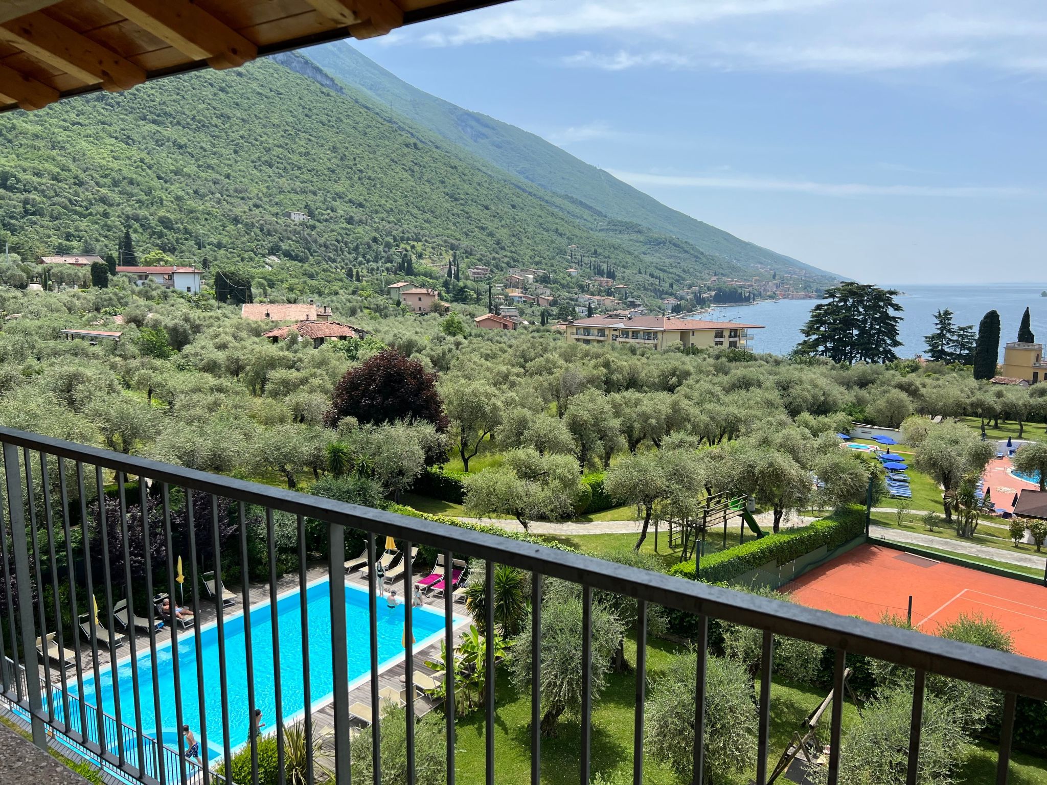 Zwei-Zimmer-Wohnung mit Seeblick-Image-tags.info