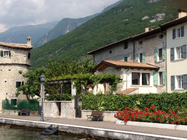 Traumhafter Rustico Direkt Am Ufer Des Gardasees - Ledro