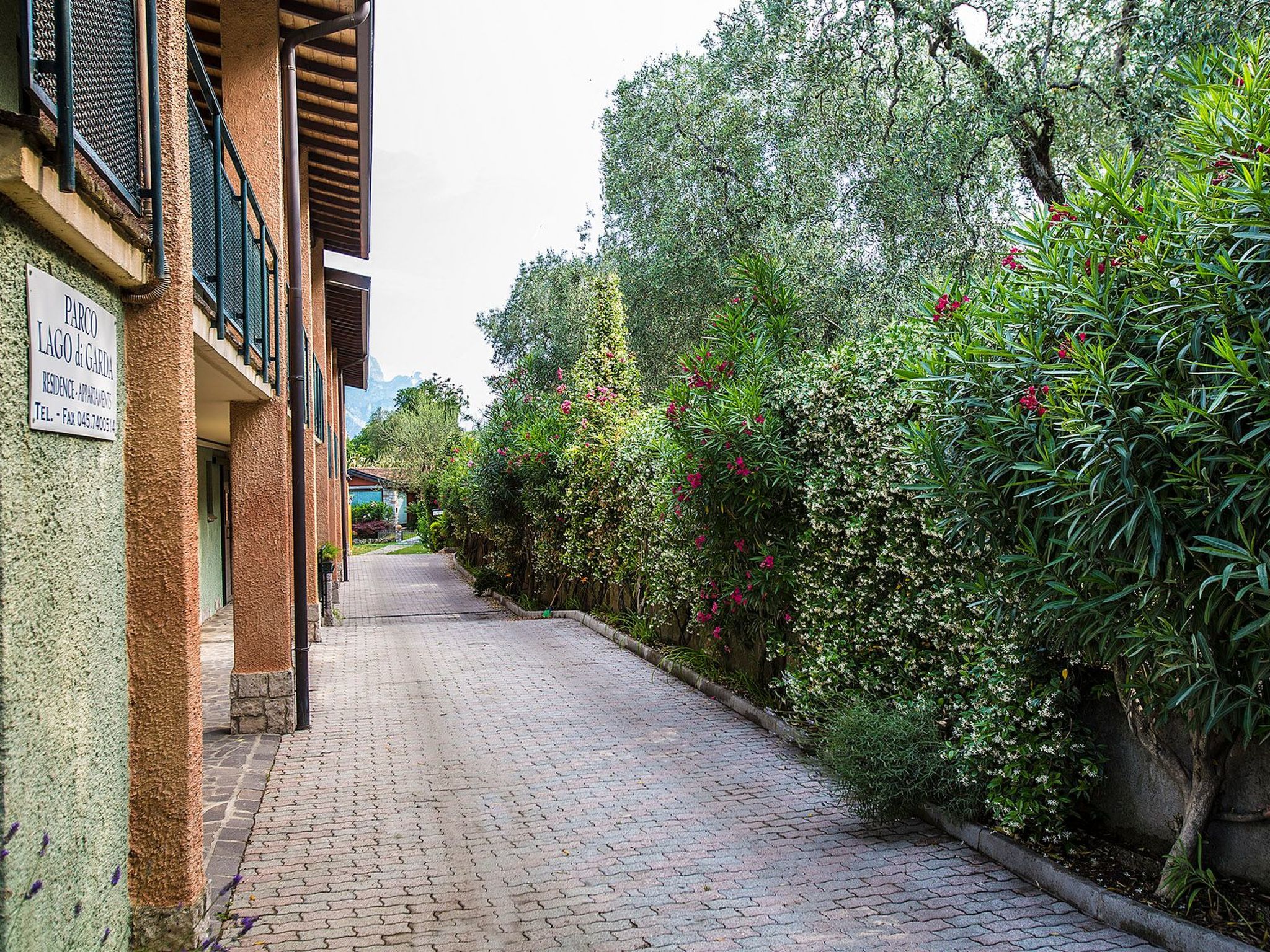 Zwei-Zimmer-Wohnung mit Seeblick, Grill und Gemeinschaftspool-Image-tags.info