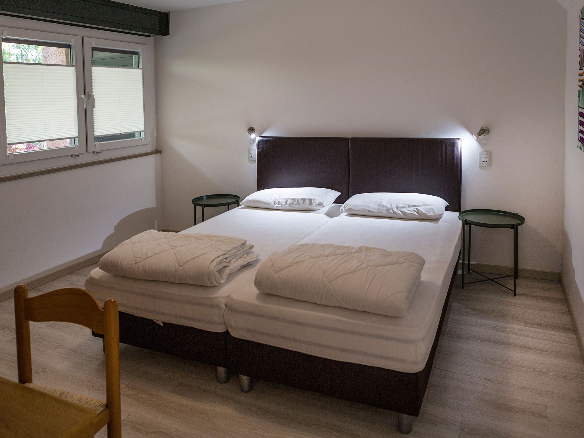 Zwei-Zimmer-Wohnung mit Seeblick, Grill und Gemeinschaftspool-Image-tags.info