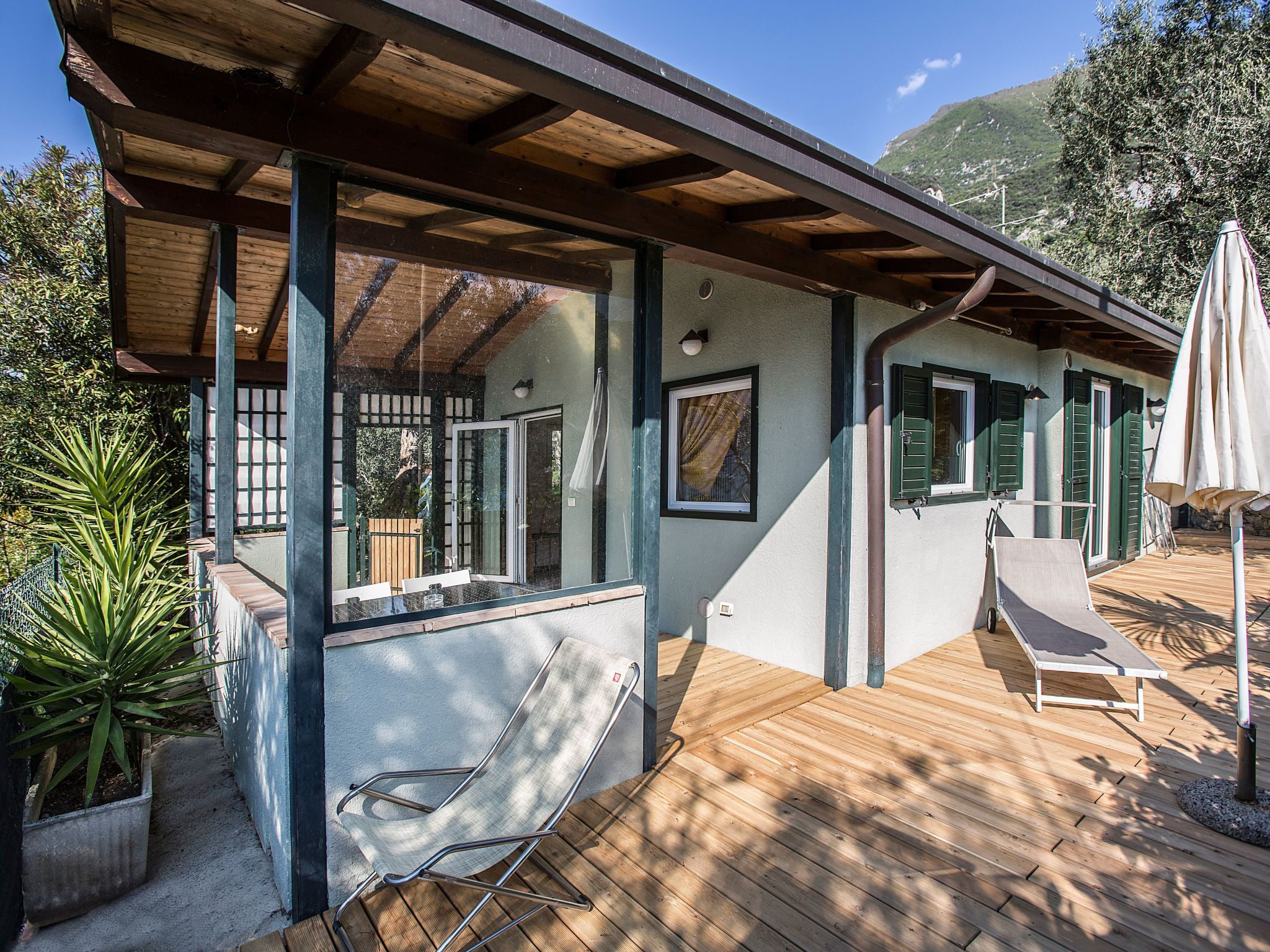 Zwei-Zimmer-Wohnung mit Seeblick, Grill und Gemeinschaftspool-Image-tags.info