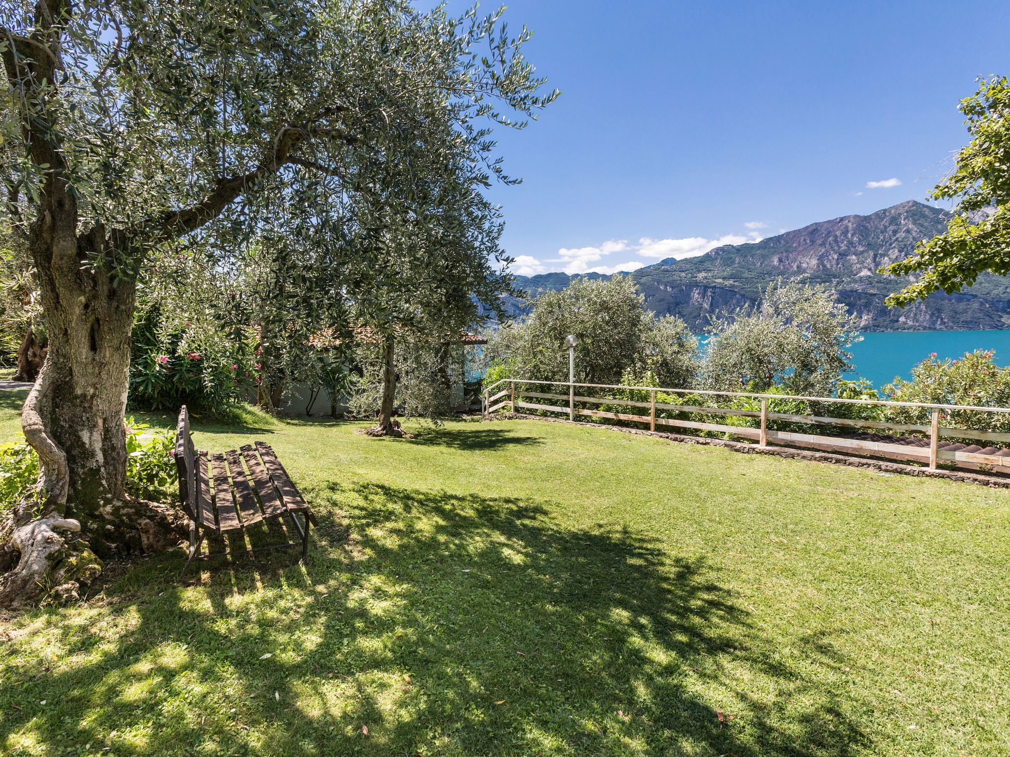 Studio mit Seeblick, BBQ und Gemeinschaftspool-Image-tags.info