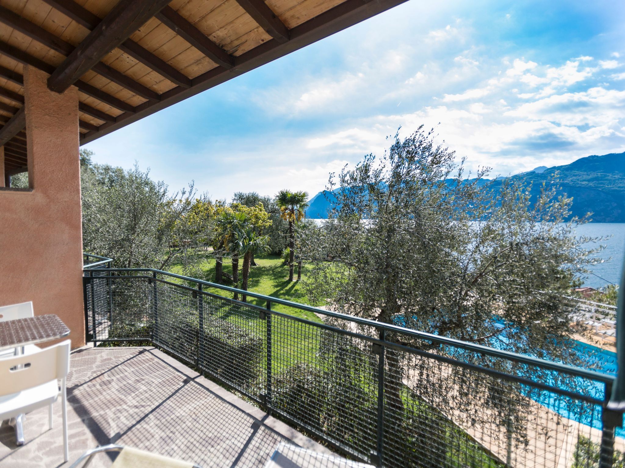 Studio mit Seeblick, BBQ und Gemeinschaftspool-Image-tags.info