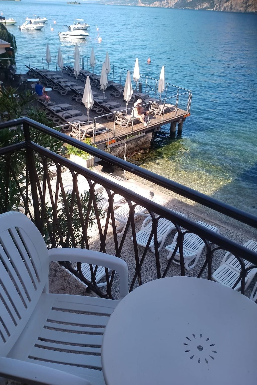 Photo of Zwei-Zimmer-Wohnung mit Seeblick