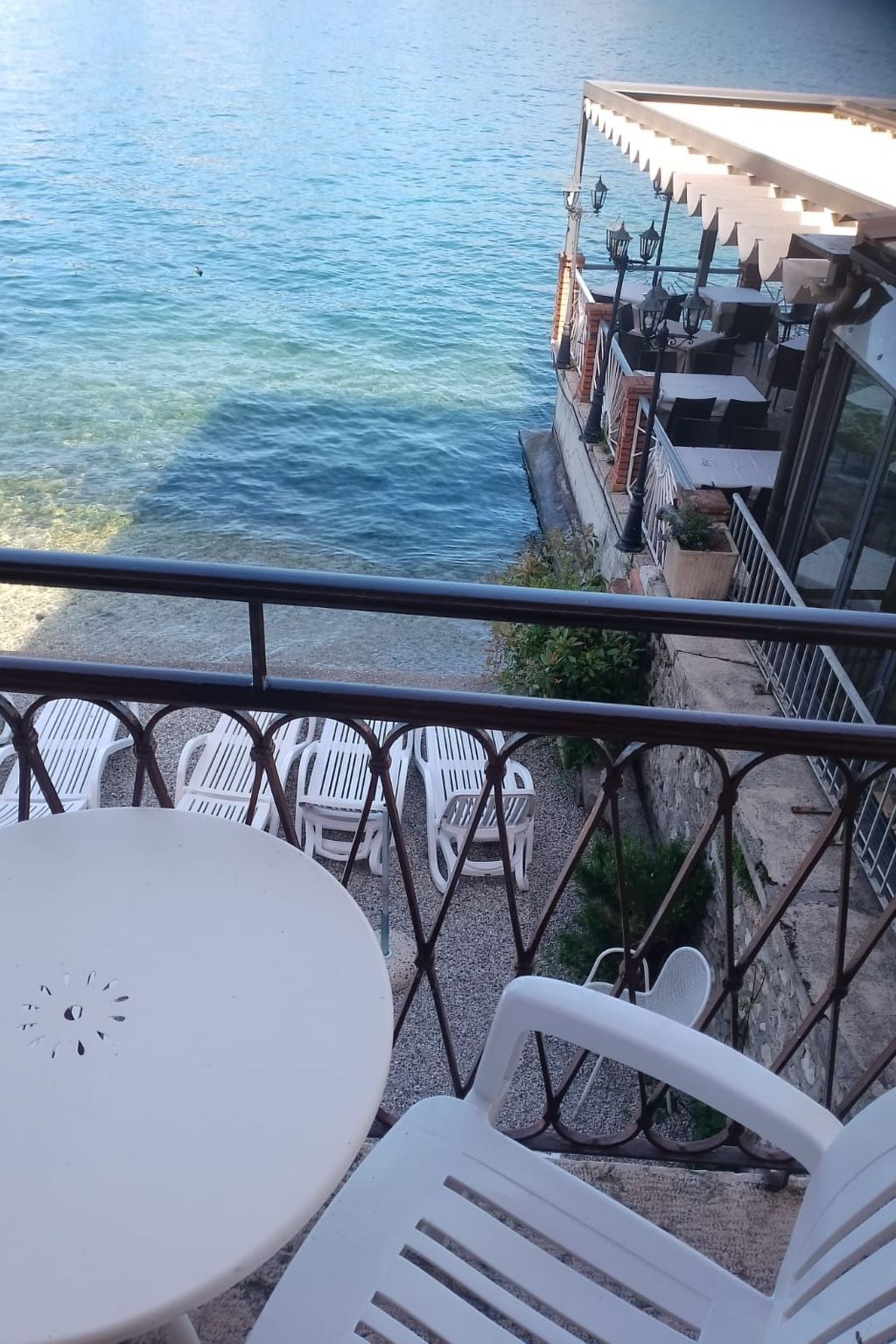 Photo of Zwei-Zimmer-Wohnung mit Seeblick