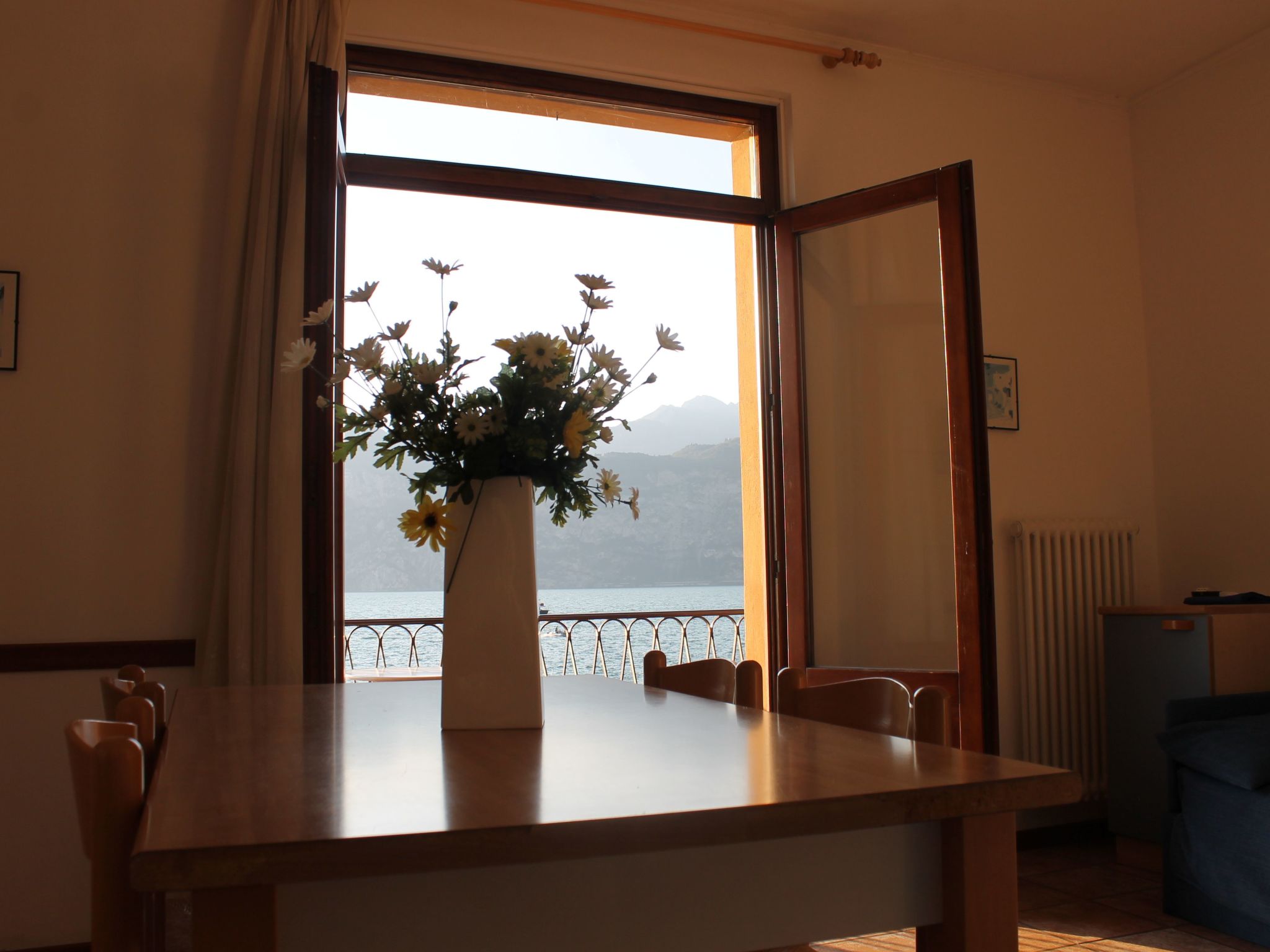 Photo of Zwei-Zimmer-Wohnung mit Seeblick