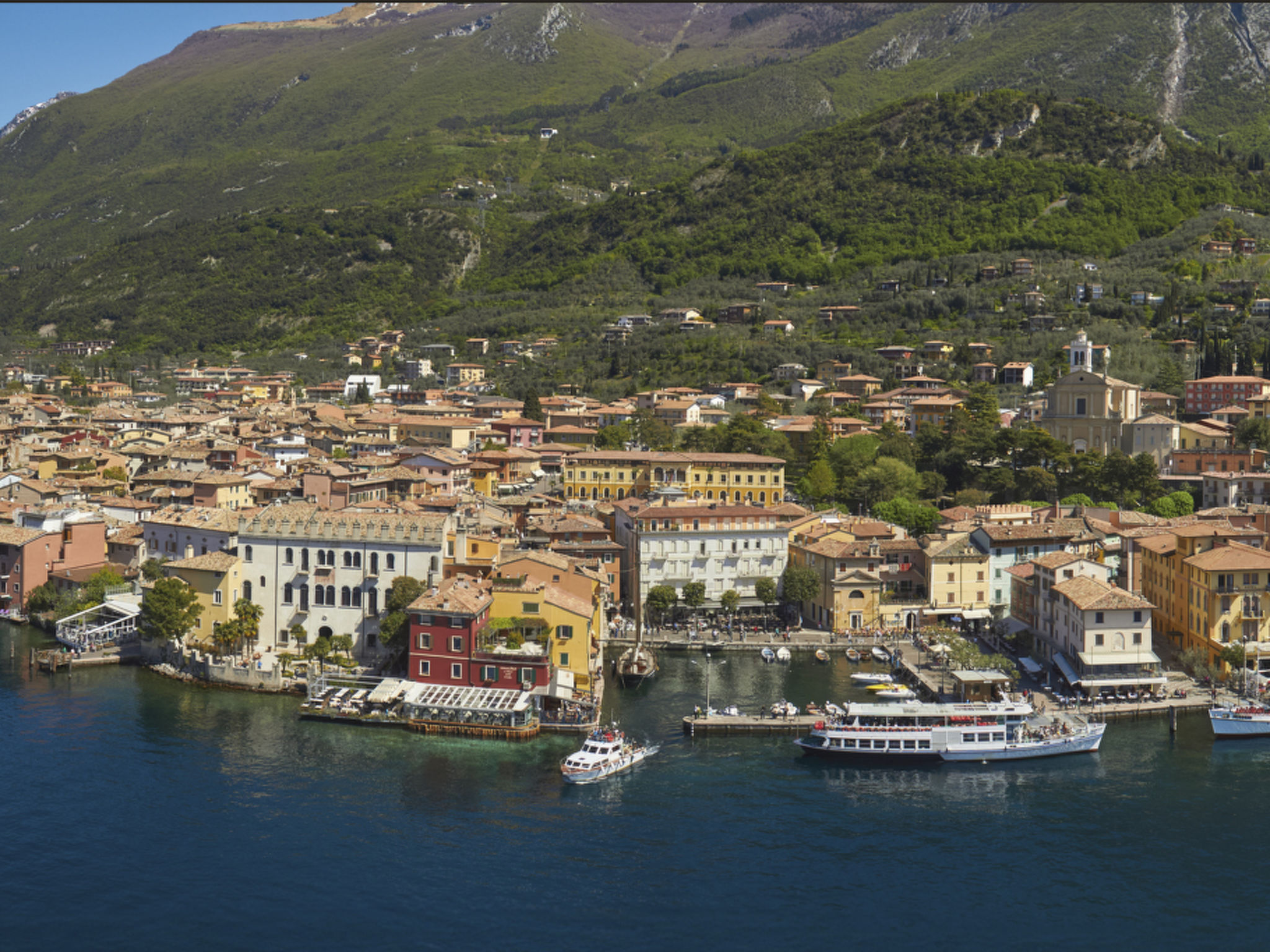 Photo of Wohnung in Malcesine mit Privatstrand