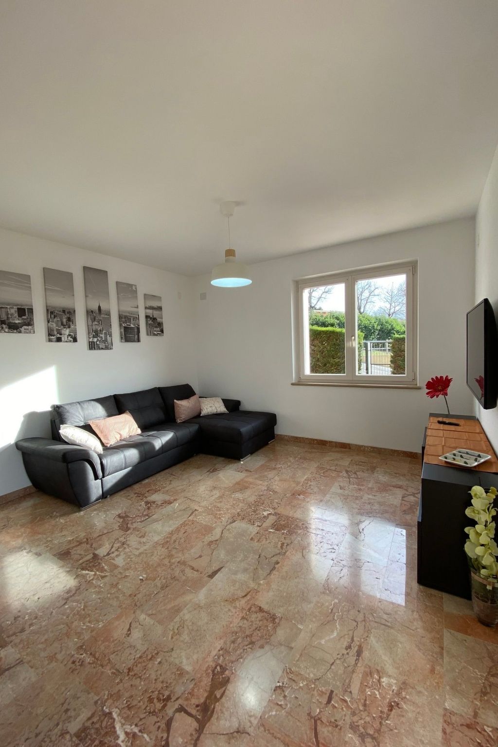 Ferienvilla mit Wasserblick-Inside