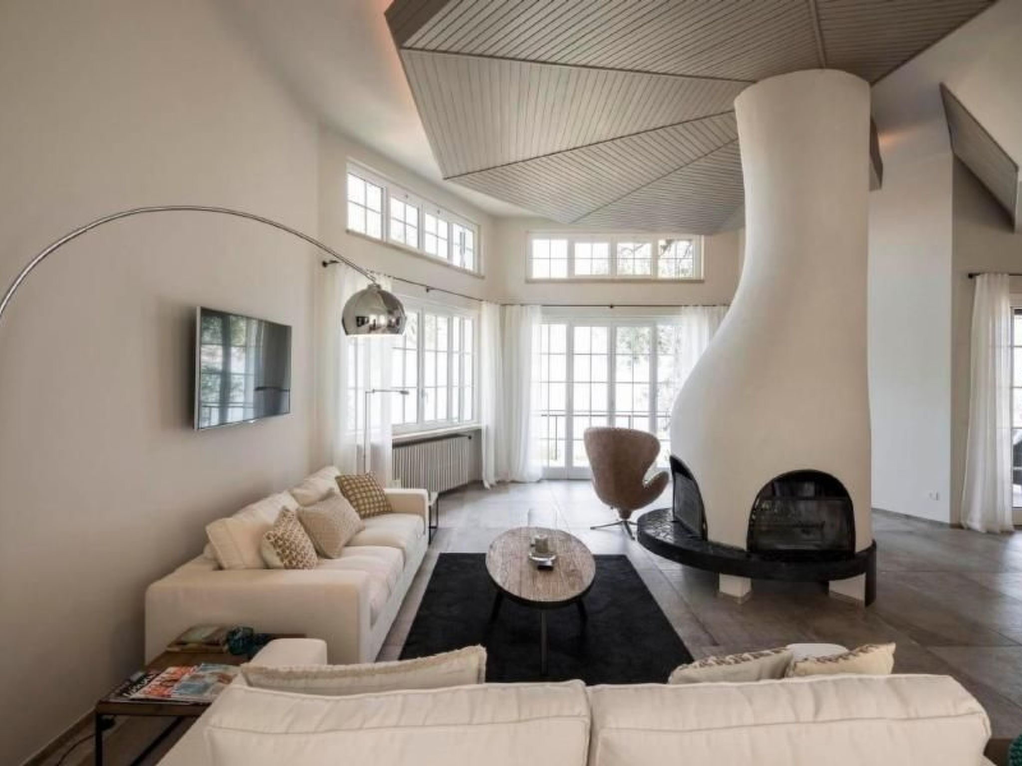 Luxusvilla am Gardasee mit privatem Badesteg-Binnen