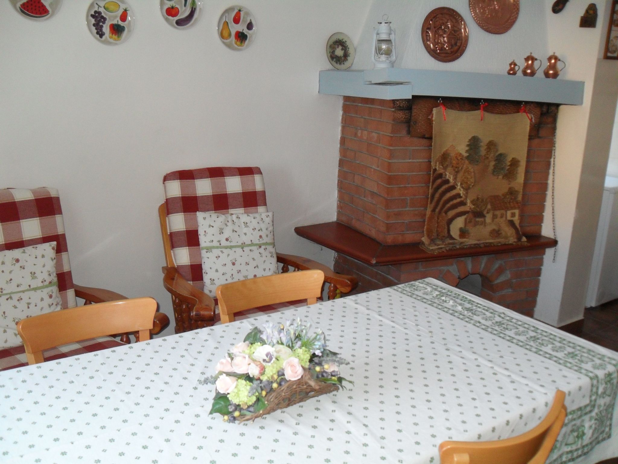 Mit eigenem Garten und Terrasse-Dedans