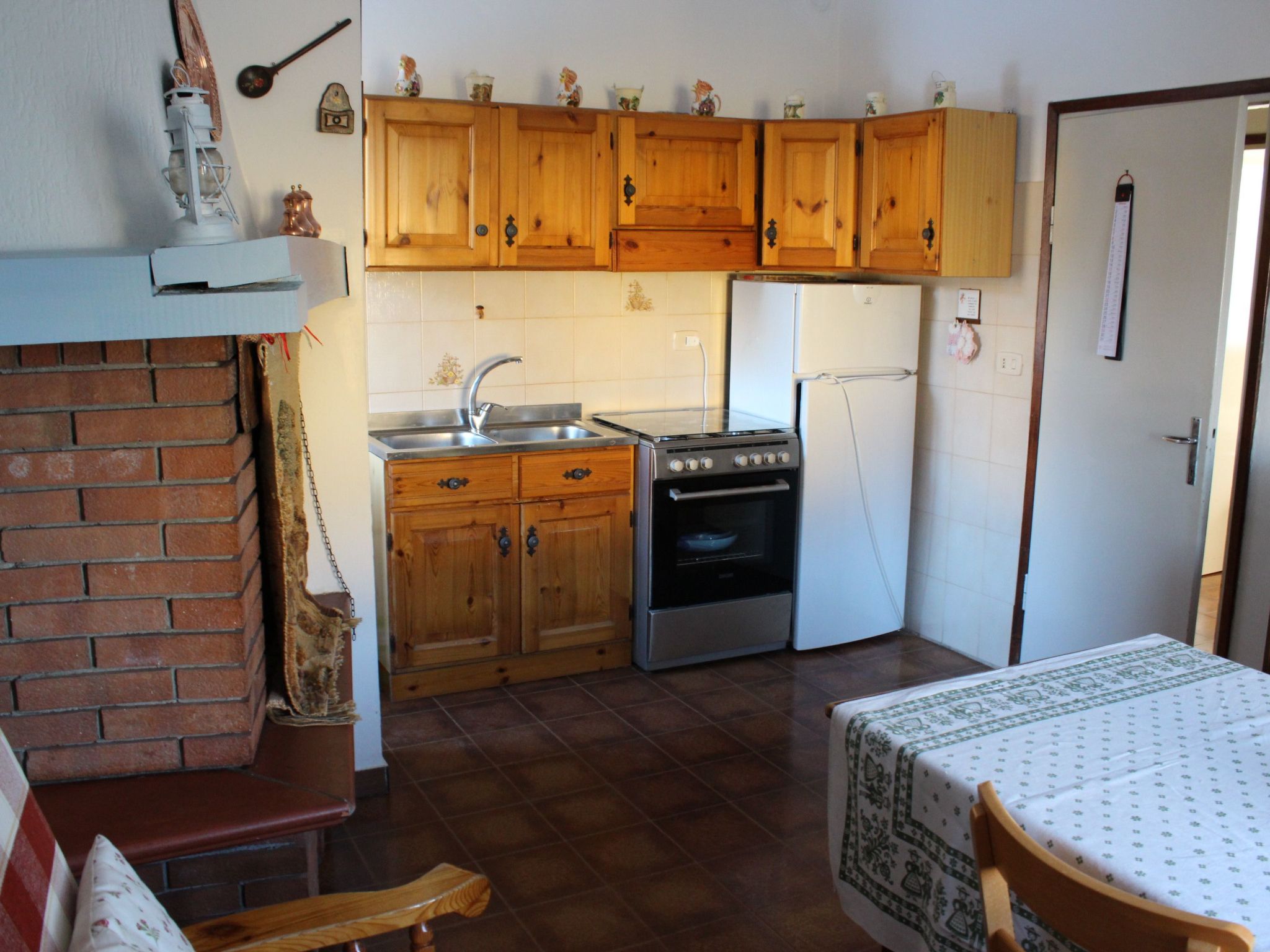 Mit eigenem Garten und Terrasse-Dedans