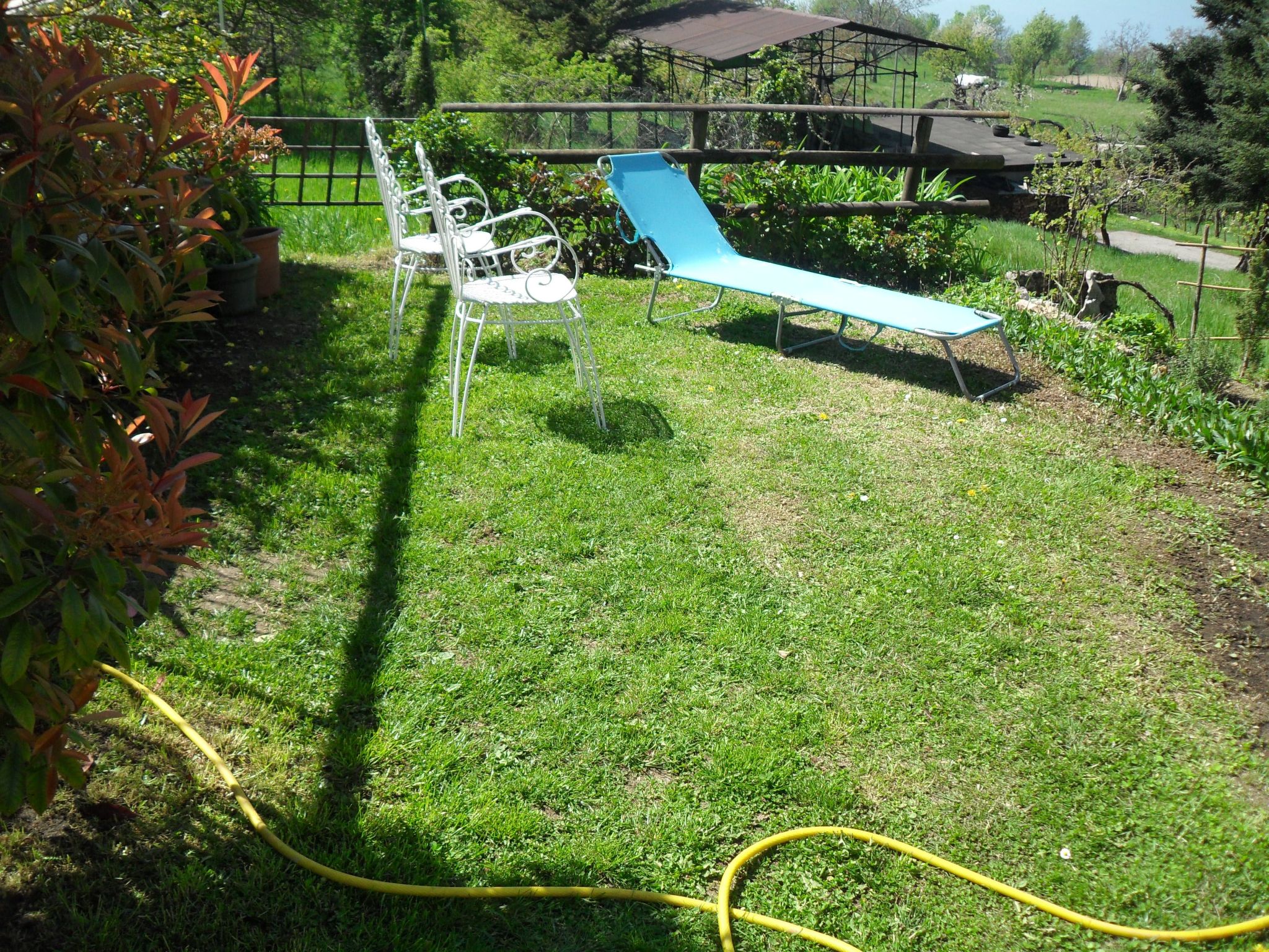 Mit eigenem Garten und Terrasse-Dedans