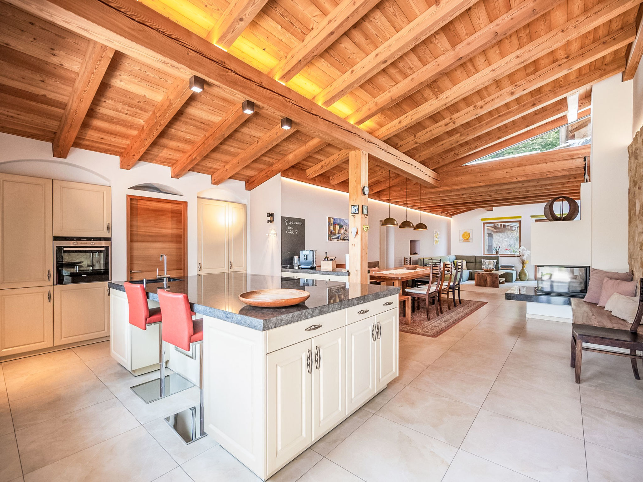 Villa mit schönem Seepanorama und Naturteich - Binnen