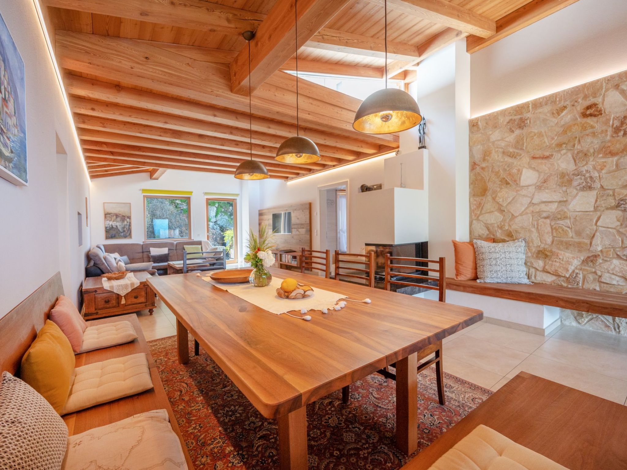 Villa mit schönem Seepanorama und Naturteich-Binnen