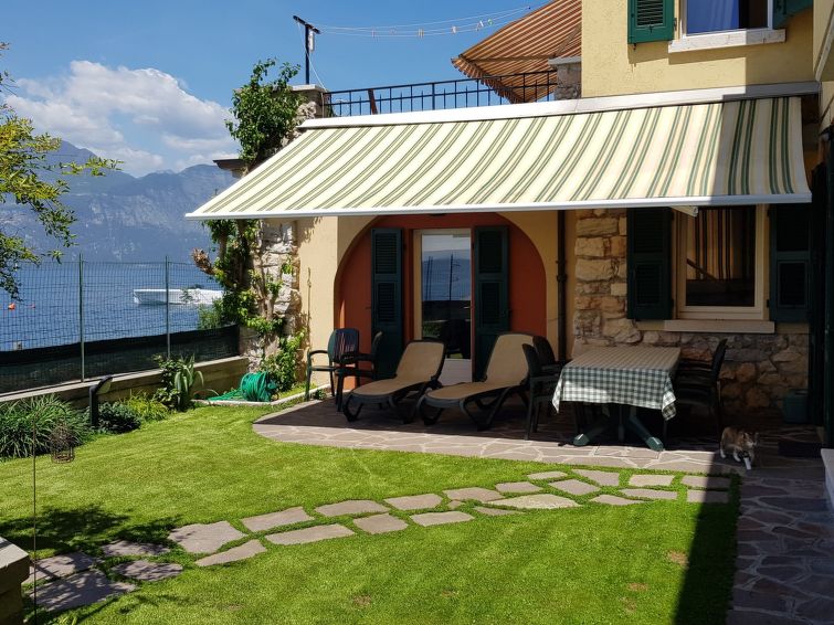 Ruim appartement Casa Spiaggia in Albisano voor 7 personen in Albisano