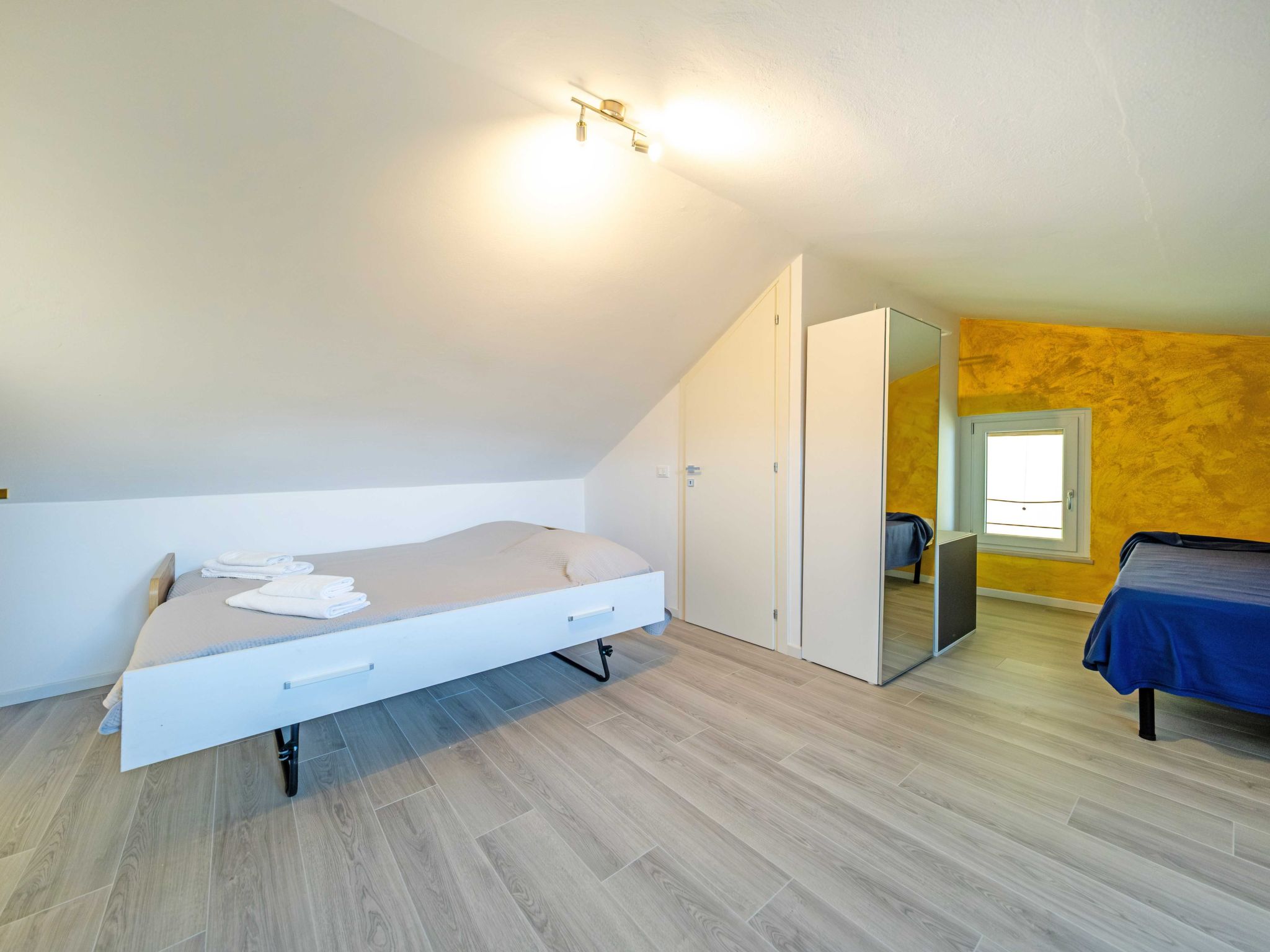 Privater Pool und herrlicher Seeblick-Binnen