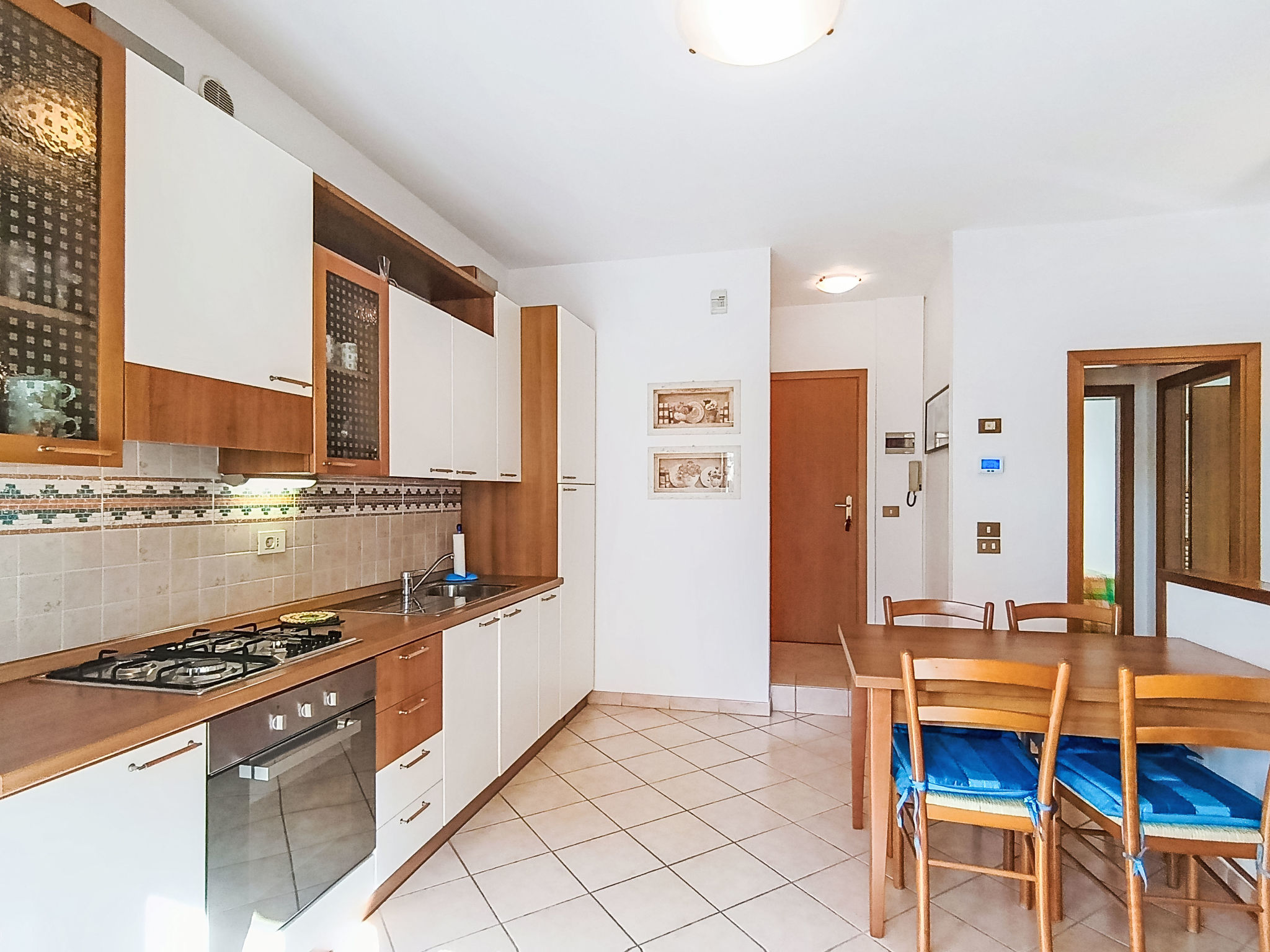 Appartement Lago – Cuisine et coin repas, photo 4 sur 46
