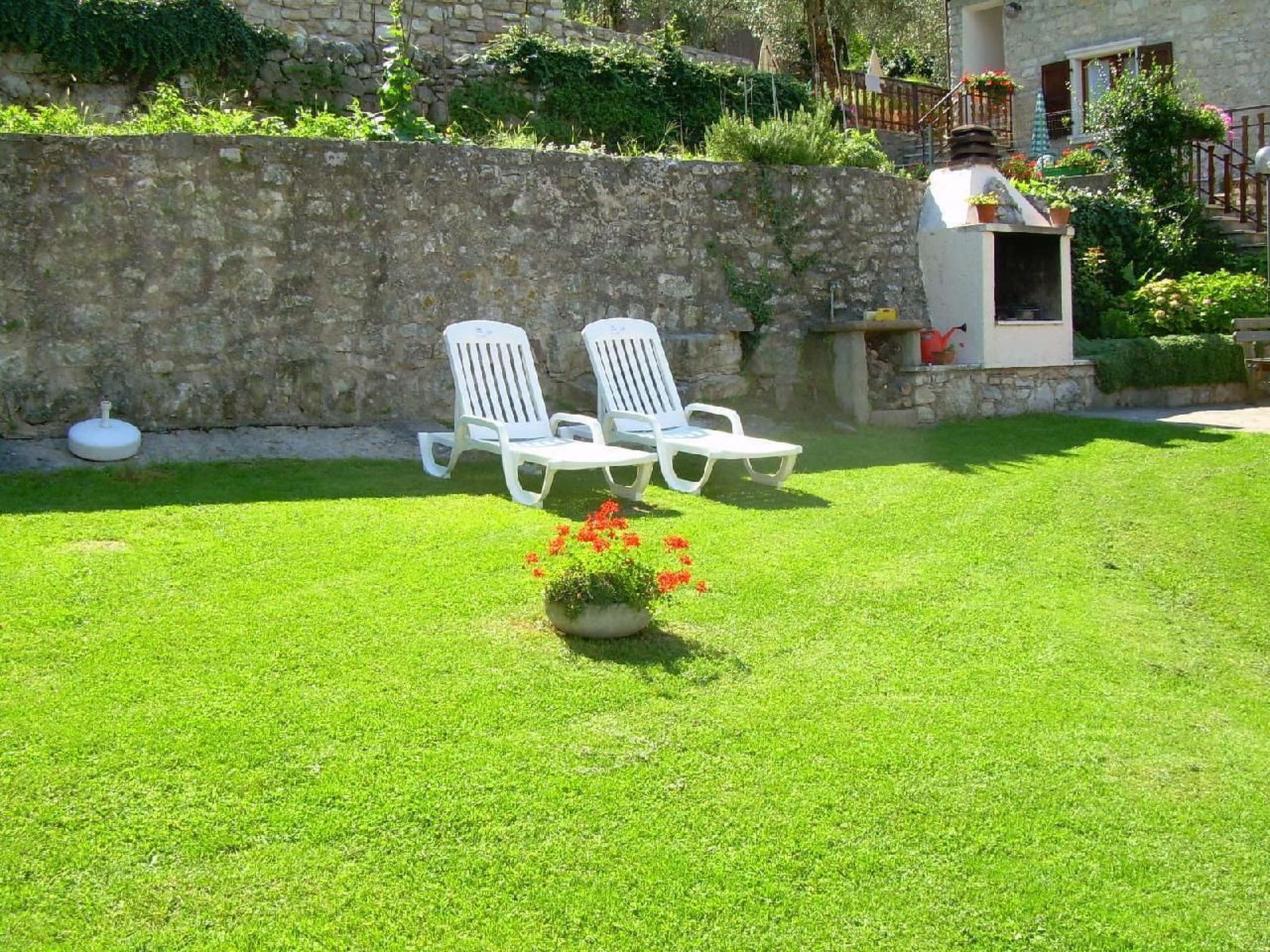Wohnung nr. 2 im Casa Mary mit Balkon und Seeblick-Binnen