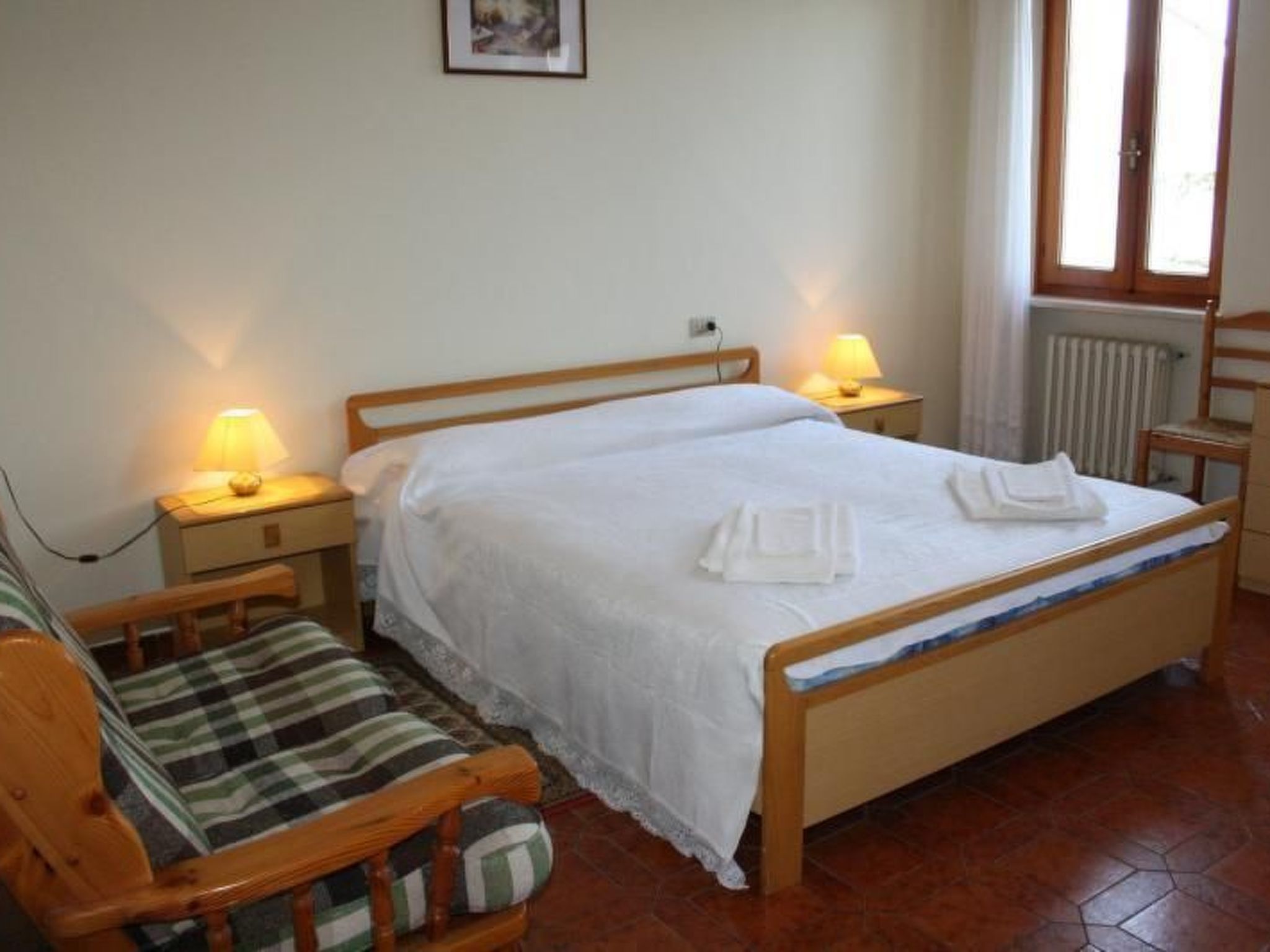 Wohnung mit schönem Garten-Dedans