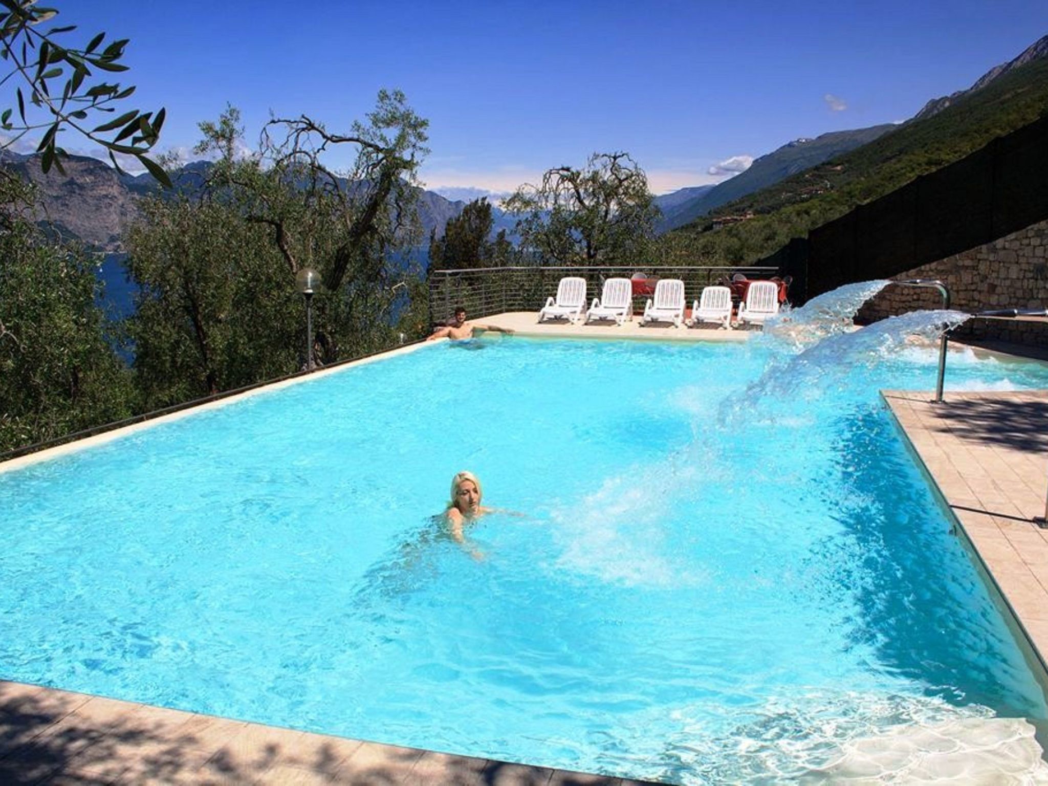 Wohnung mit schönem Garten