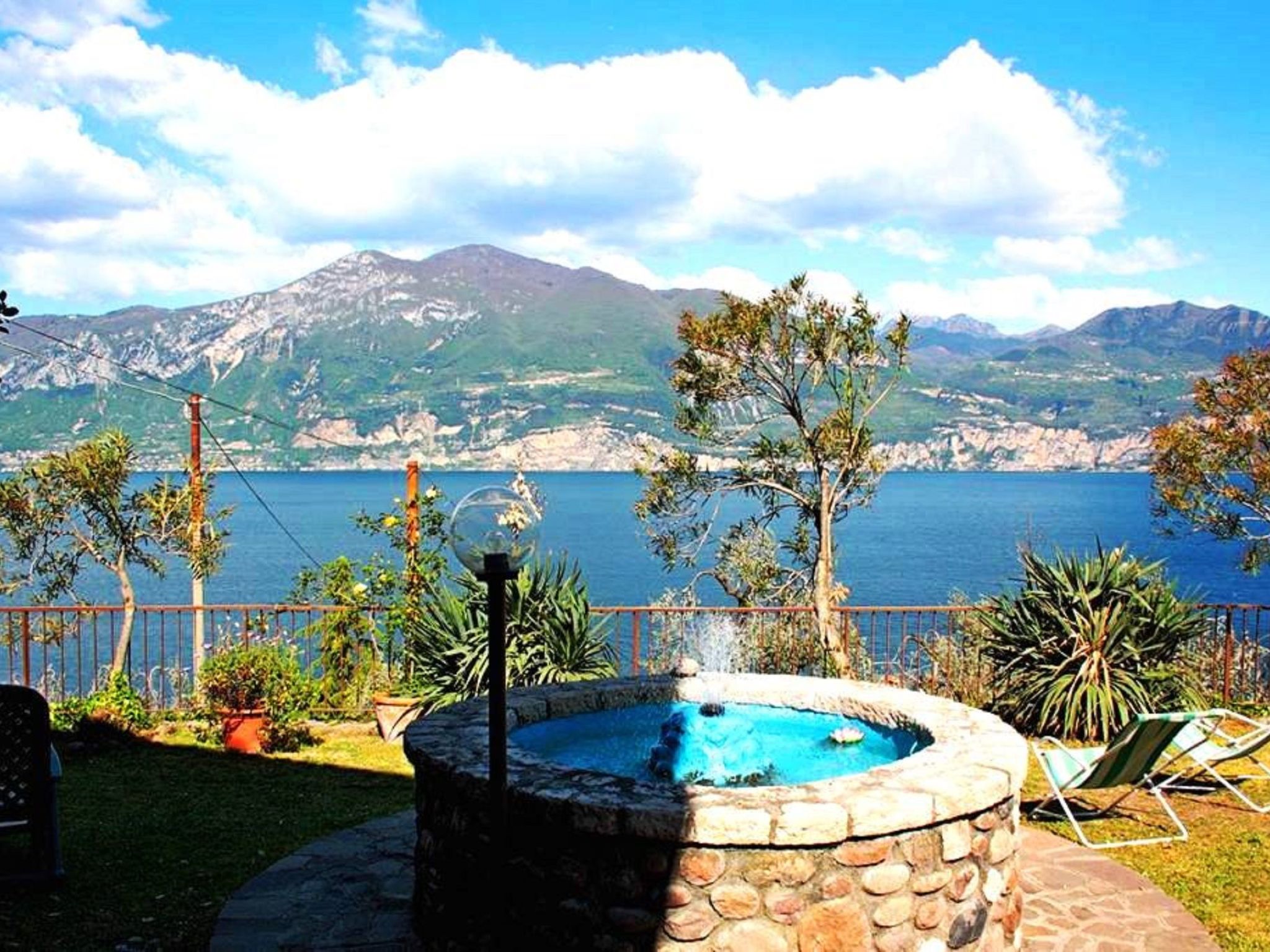 Wohnung mit schönem Garten-Dedans