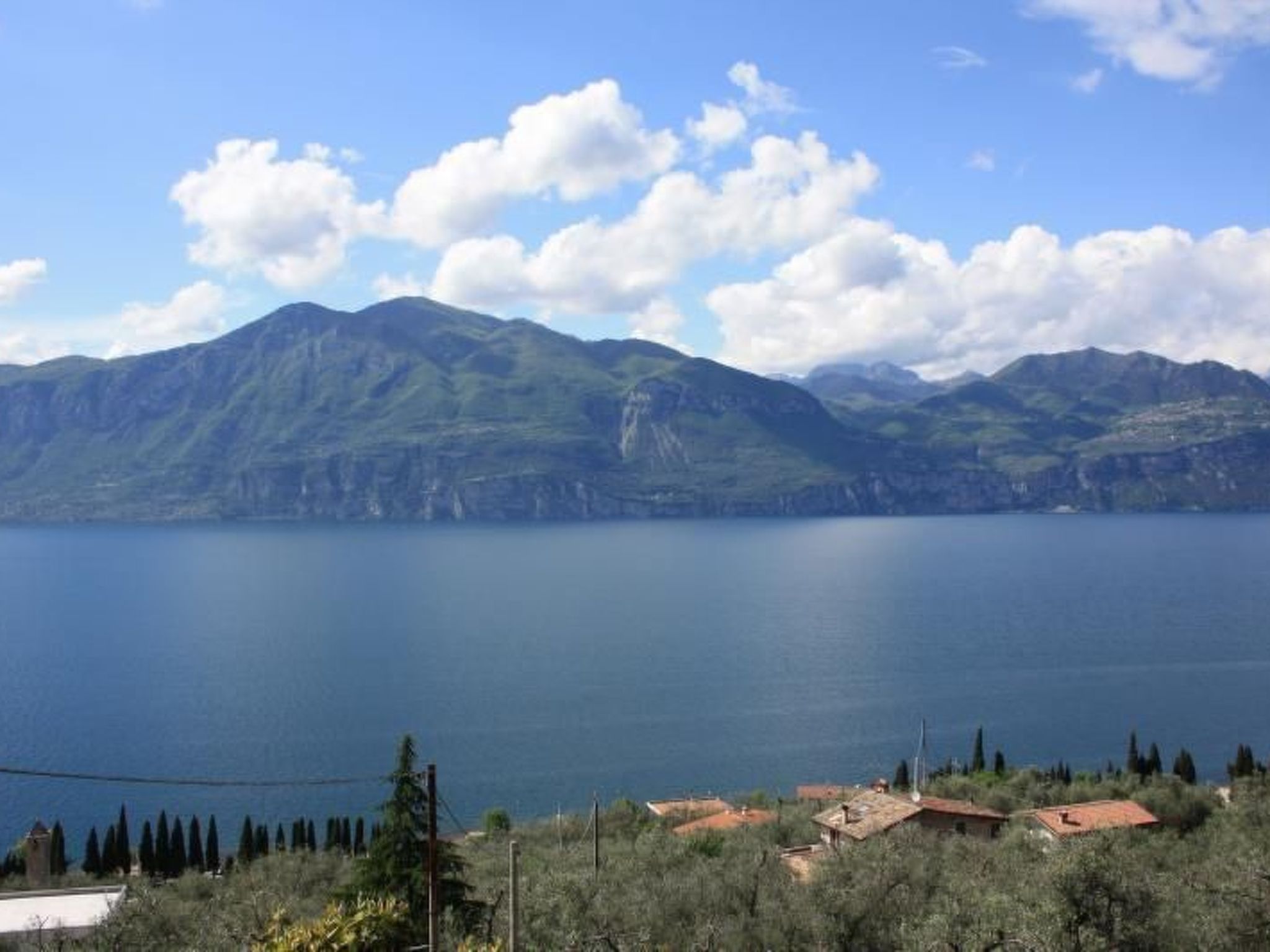 Wohnung mit schönem Garten-Dedans