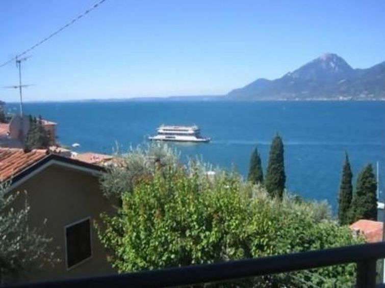 Centraal gelegen appartement in Brenzone aan het meer in Italië