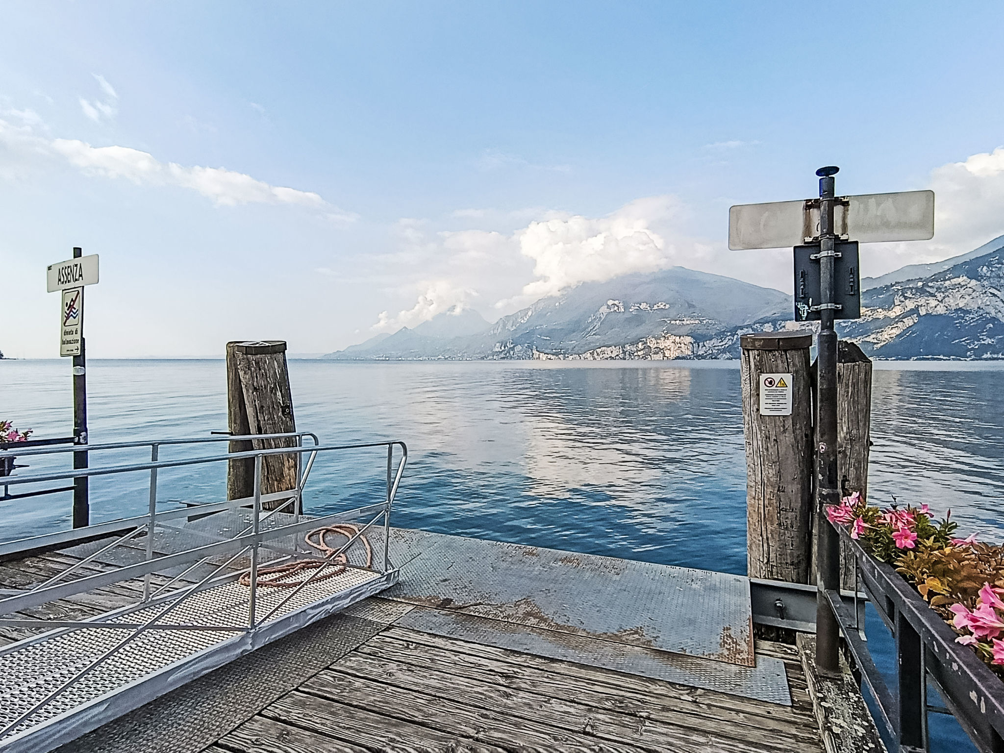 Photo of Wohnung 8 mit Seeblick, Garage, Schwimmbad,