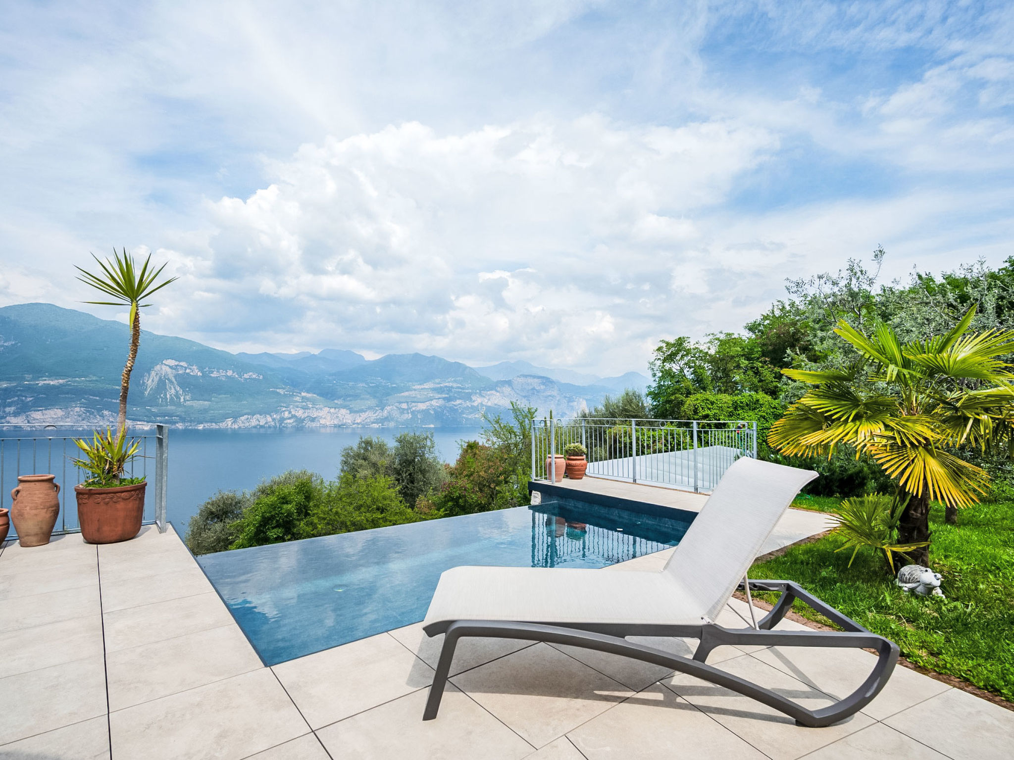 Photo of Alleinstehende Villa mit Pool und Traumaussicht