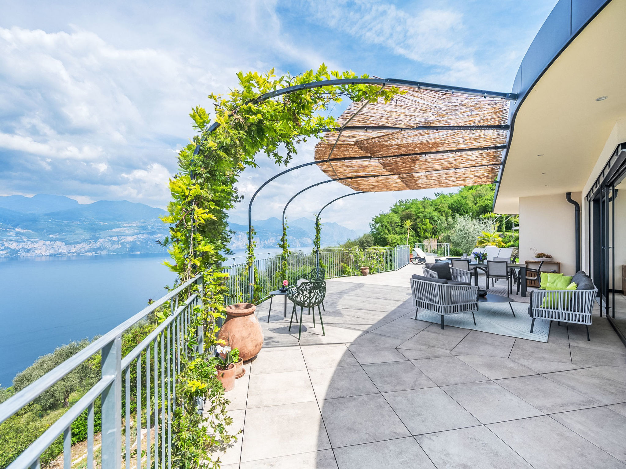 Photo of Alleinstehende Villa mit Pool und Traumaussicht