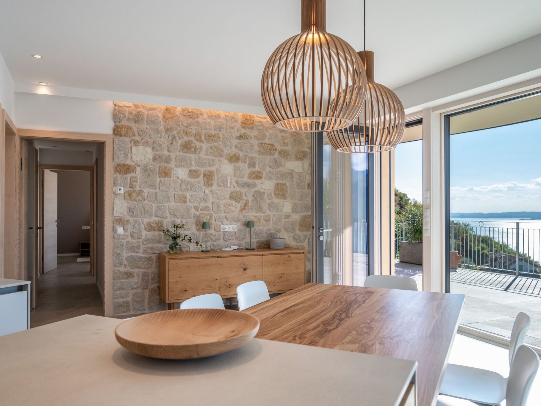 Alleinstehende Villa mit Pool und Traumaussicht-Inside