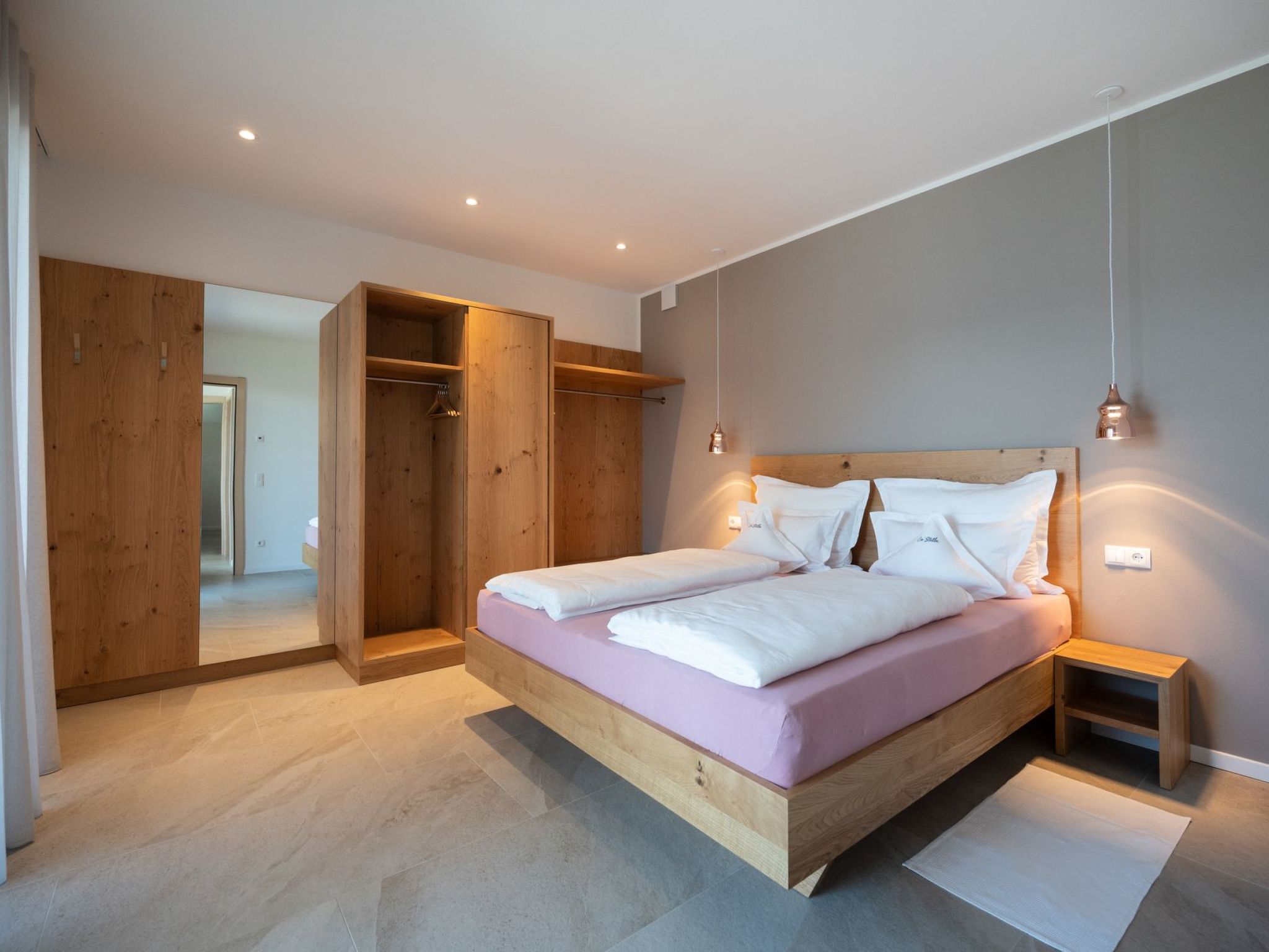 Alleinstehende Villa mit Pool und Traumaussicht-Inside