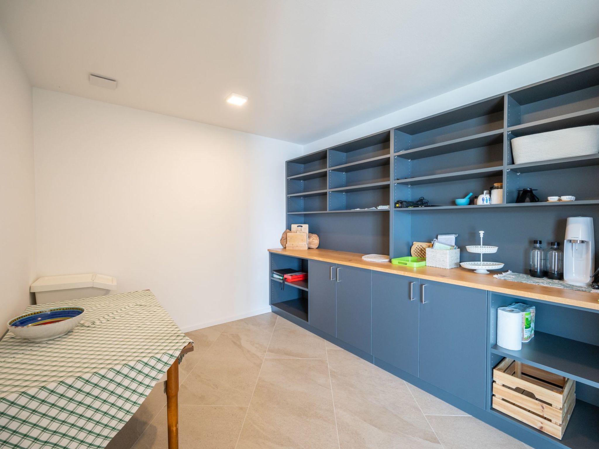 Alleinstehende Villa mit Pool und Traumaussicht-Inside