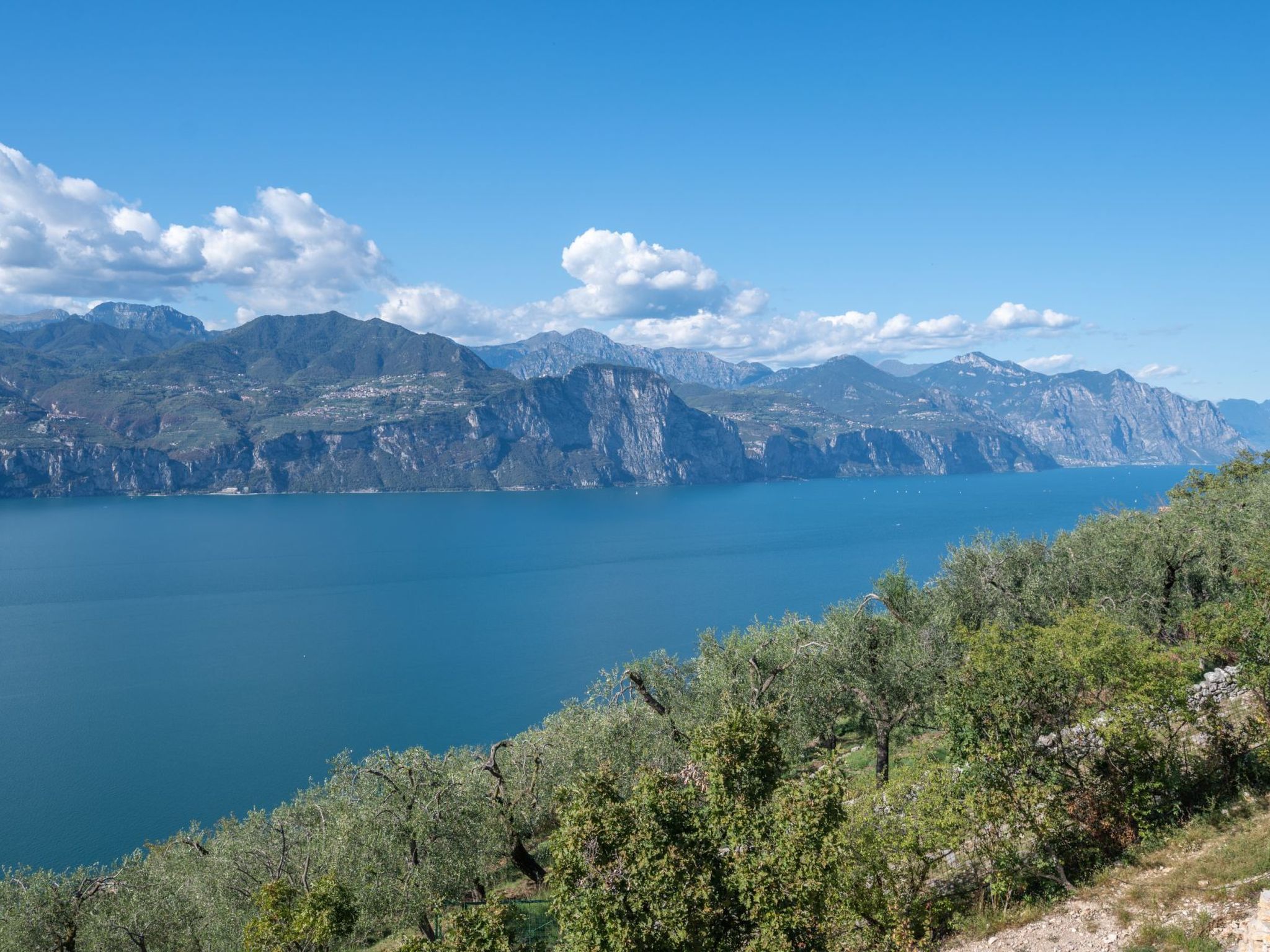 Alleinstehende Villa mit Pool und Traumaussicht-Inside