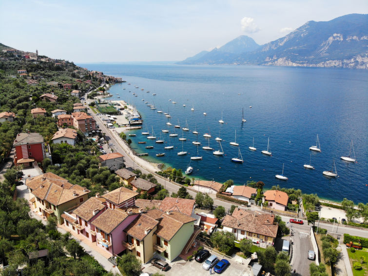 Search and Stay destination Brenzone sul Garda, Veneto - Italy from AU$ 96. Casa Maria