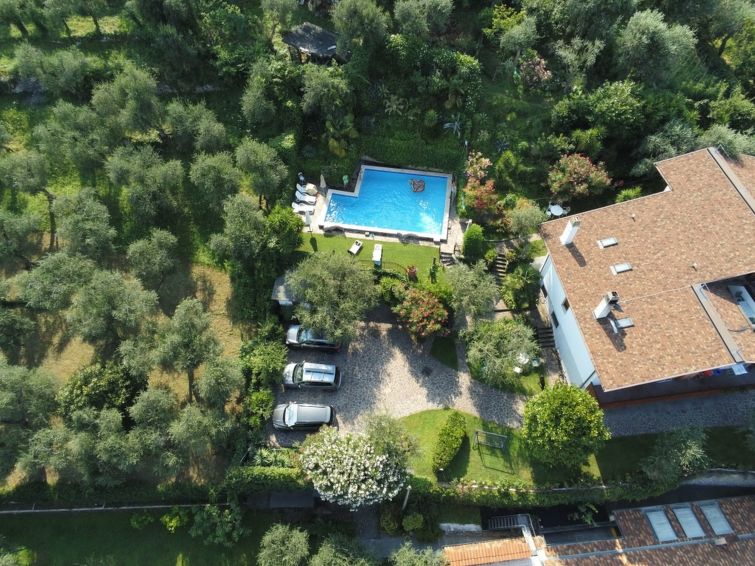 Search and Stay destination Brenzone sul Garda, Veneto - Italy from AU$ 184. Delvai