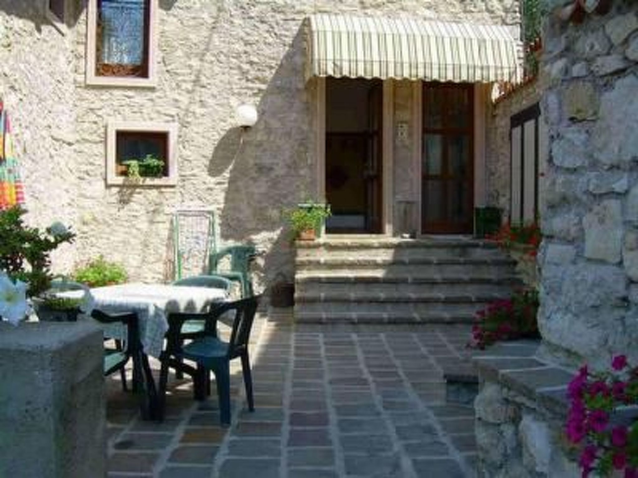 Mit Blick auf das Wasser-Binnen