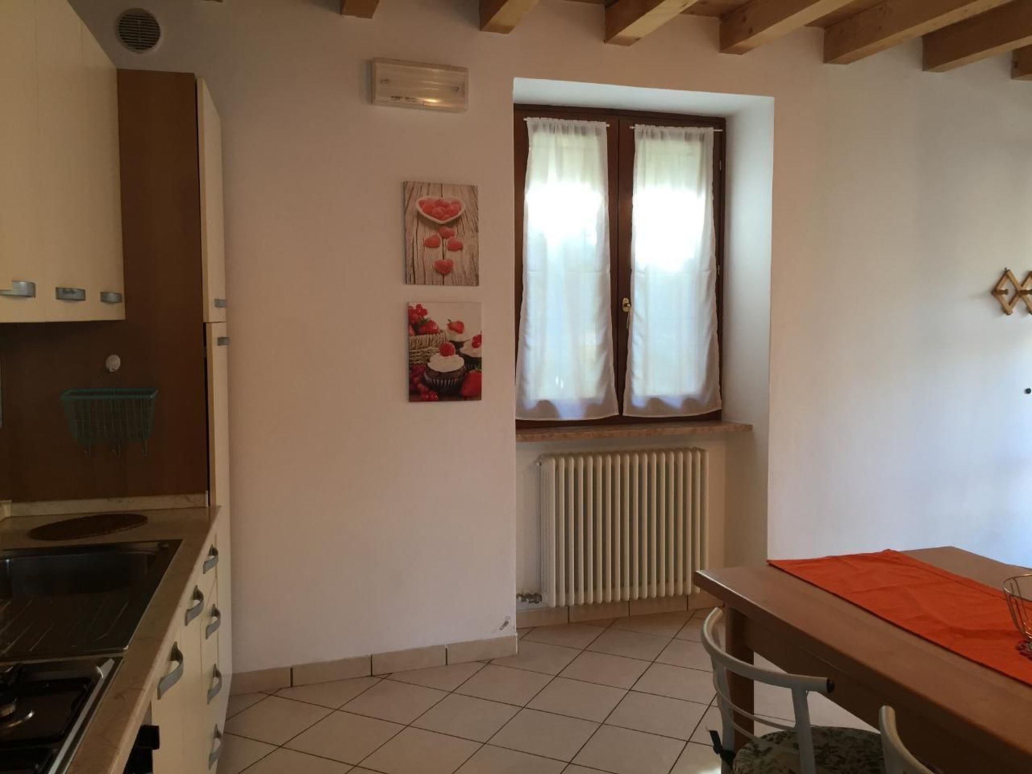 Mit Blick auf das Wasser-Binnen