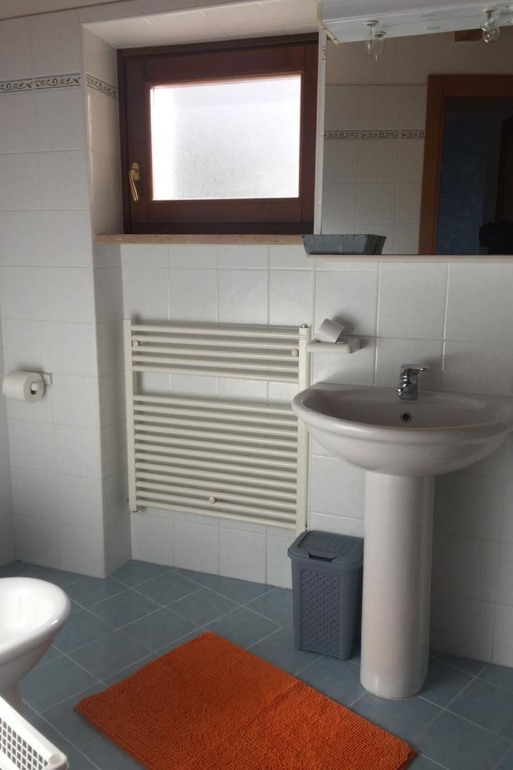 Mit Blick auf das Wasser-Binnen