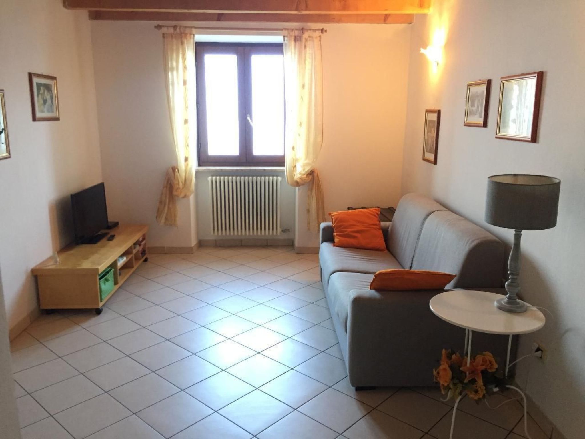 Mit Blick auf das Wasser-Binnen